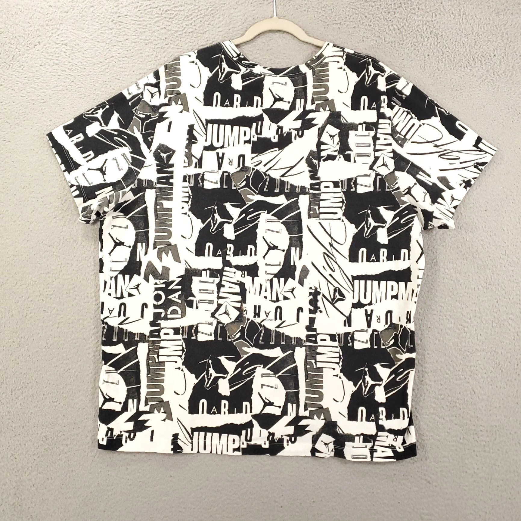 Jordan Brand JORDAN Air Jordan Flight Graphic Print T-Shirt Men 2XL Multicolor 90s Basketball Size US XXL / EU 58 / 5 - 8 Thumbnail
