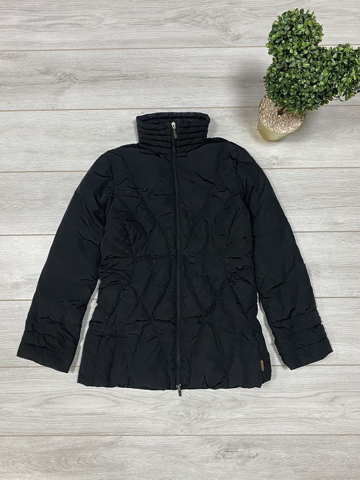 Moncler × Vintage Moncler vintage puffer down jacket stitched Size M / US 6-8 / IT 42-44 - 2 Thumbnail