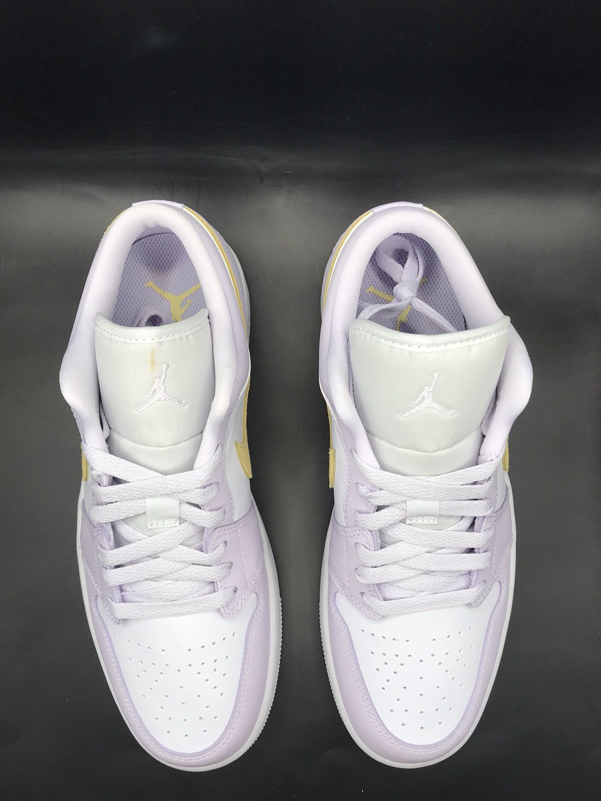 Jordan Brand Jordan 1 Low “ Barely Grape” Size US 12 / IT 42 - 4 Thumbnail