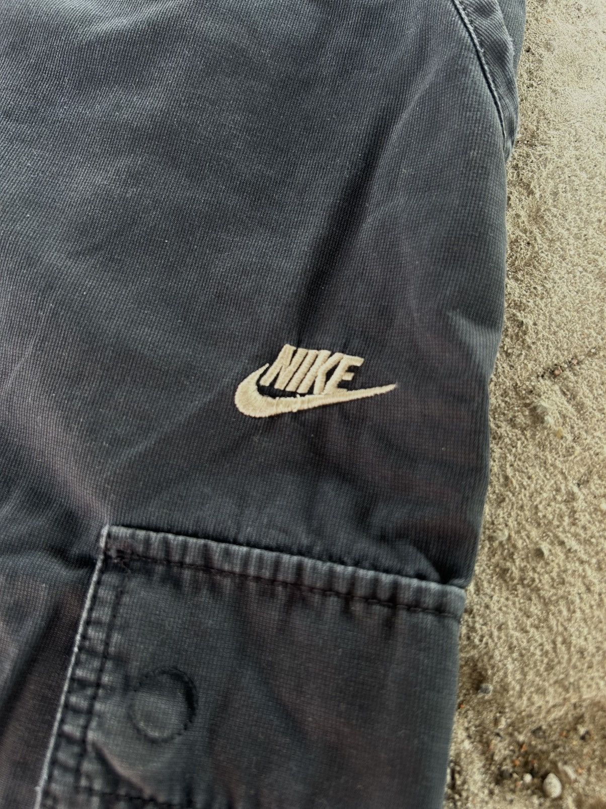 Nike × Vintage Vintage Nike Cargo Shorts Y2K grunge Size US 32 / EU 48 - 8 Thumbnail