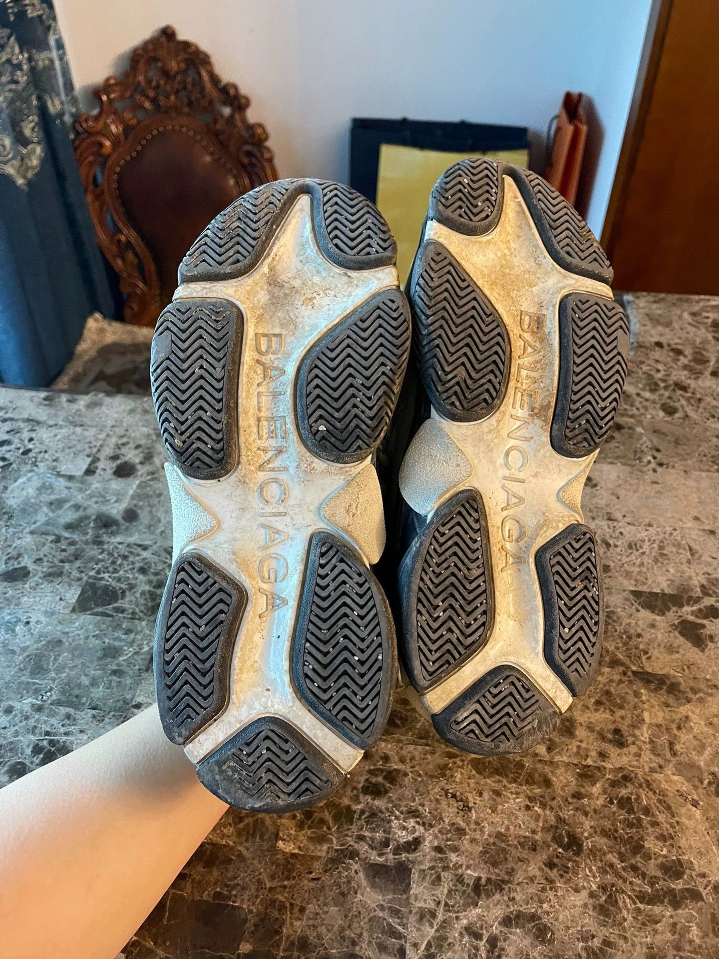 Balenciaga Balenciaga TripleS OG Refl 40 (41/42) Silver Minor Heel Auth Size US 7 / EU 40 - 7 Thumbnail