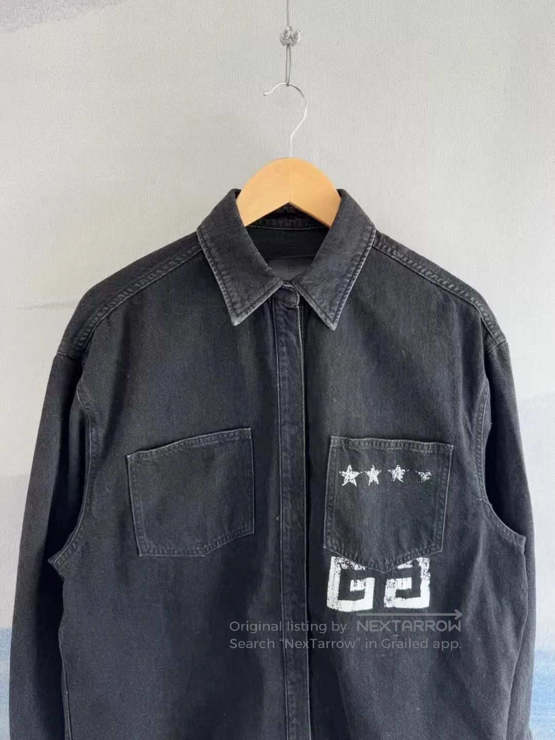 Givenchy givenchy black star 4g denim shirt. Size US M / EU 48-50 / 2 - 2 Thumbnail