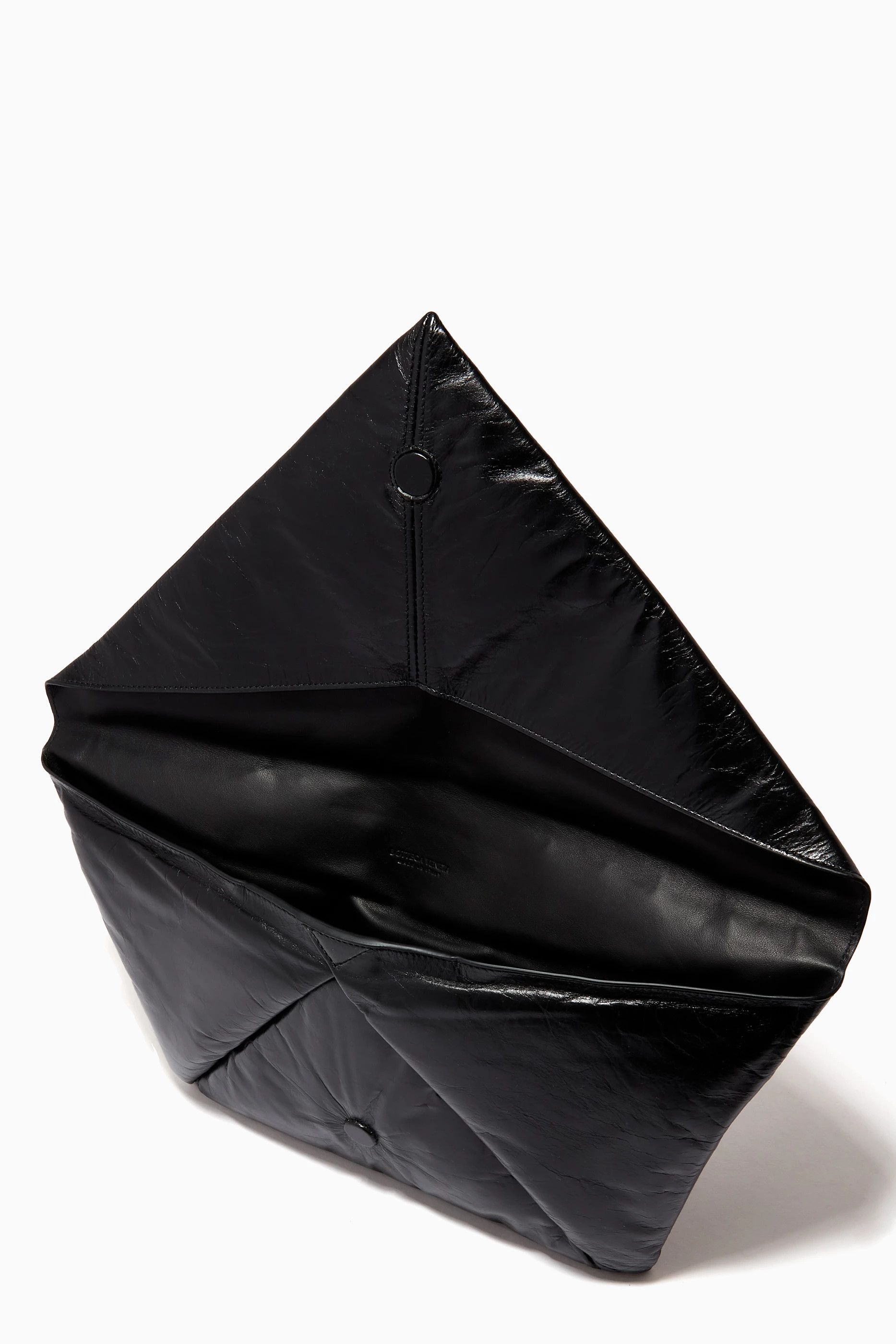 Bottega Veneta o1w1db10525 Size: OS / Pouch in Black Size ONE SIZE - 4 Thumbnail