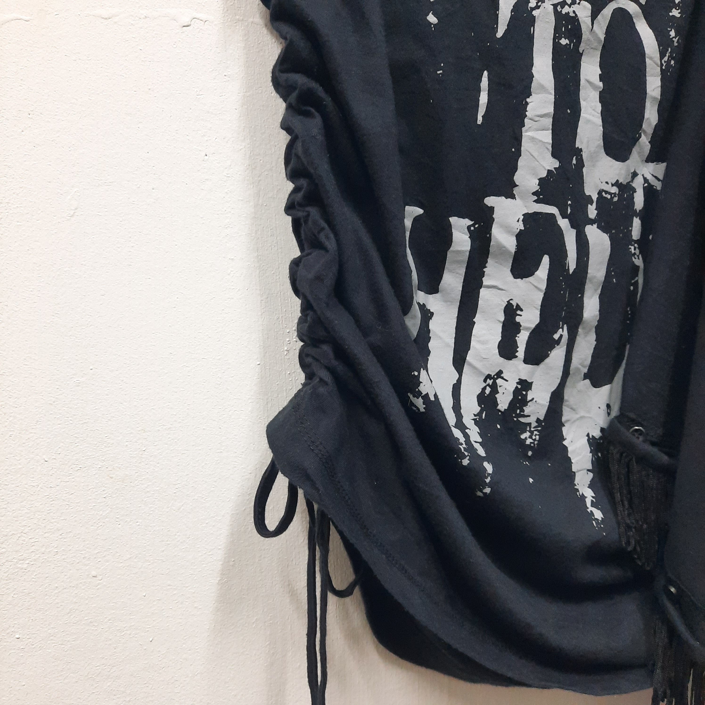 Beauty Beast ☠️ Hell cat punks 'back to hell' punk rock gothic emo shirt Size M / US 6-8 / IT 42-44 - 5 Thumbnail