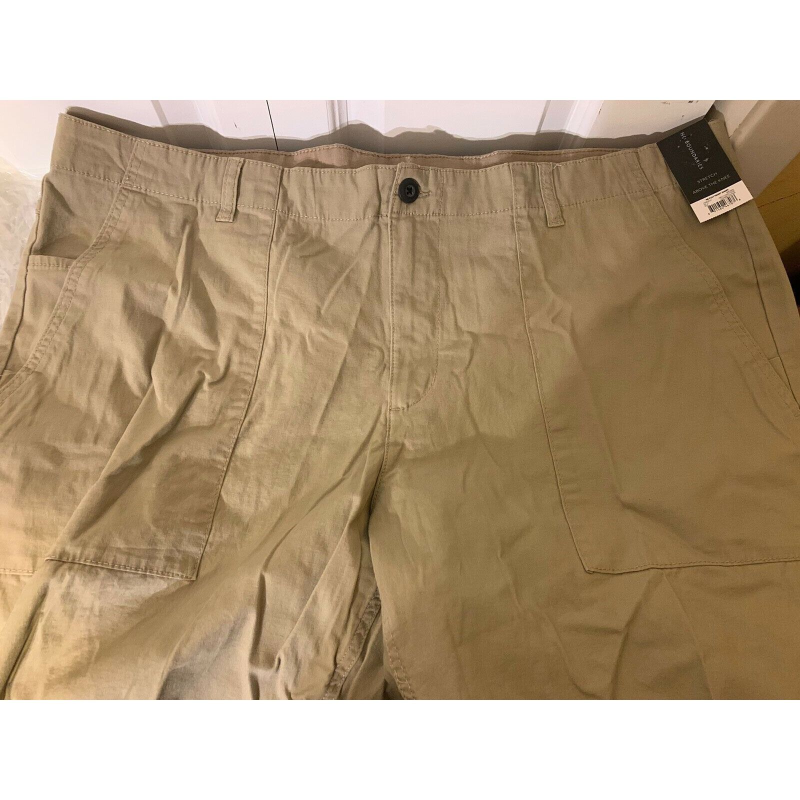 Other No Boundaries Men's Sz 46 Stretch Flat Front Shorts (Above t Size US 44 / EU 60 - 6 Thumbnail