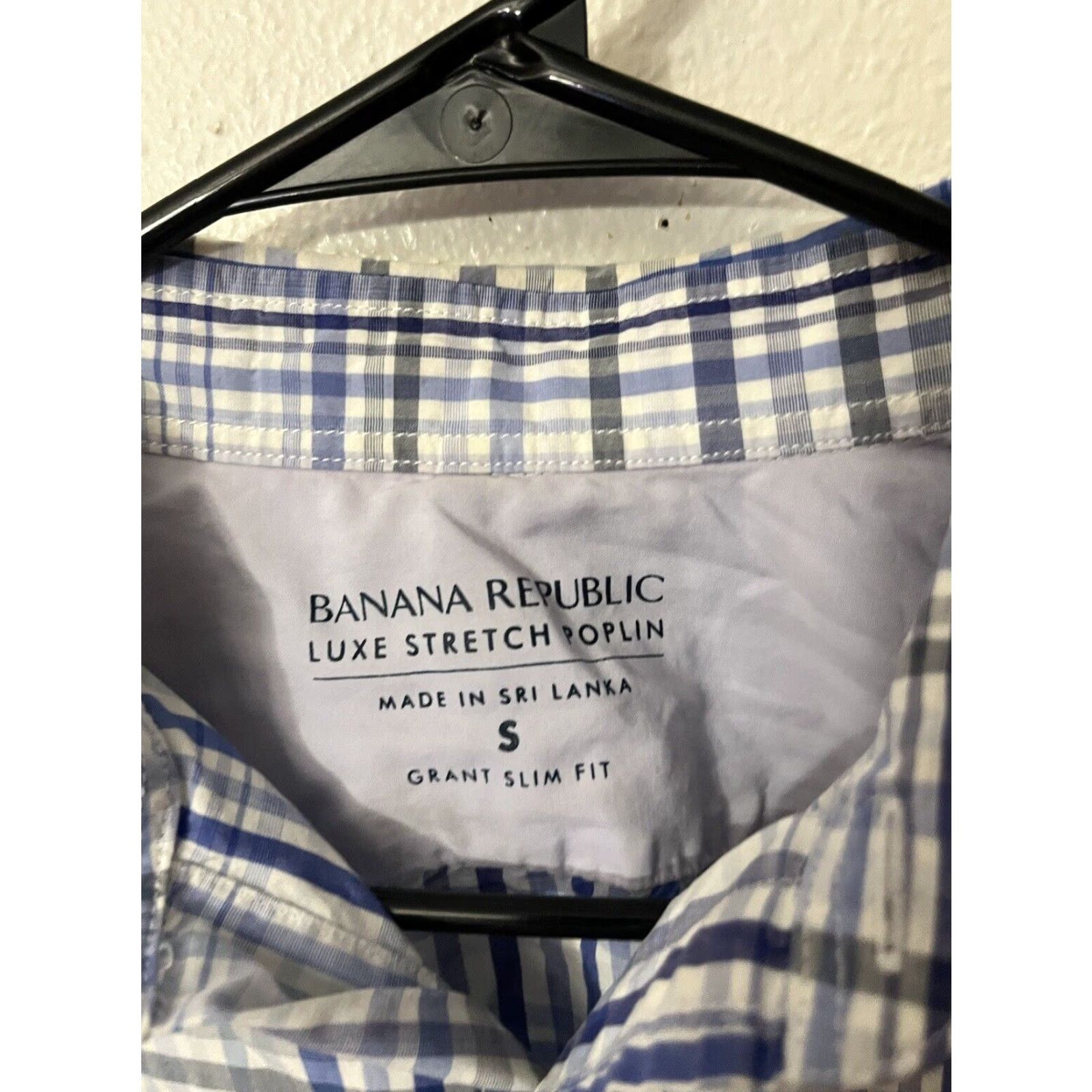 Banana Republic VINTAGE Banana Republic Luxe Stretch Poplin Button-Up Shirt Men’s Small Plaid Blue Slim Fit Long Sleeve Regular Size S Mens Size US S / EU 44-46 / 1 - 3 Thumbnail