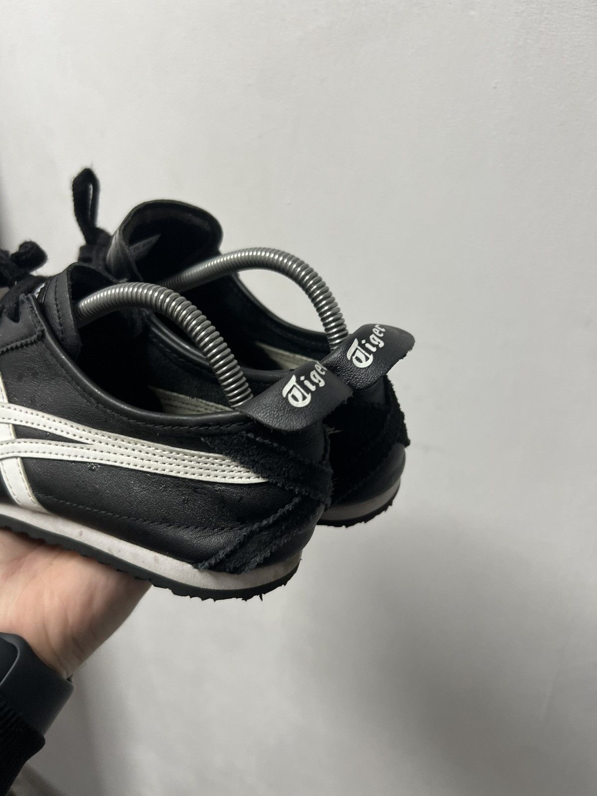 Onitsuka Tiger Vintage Asics Tiger Onitsuka Mexico Yellow Avantgarde Opium Size US 6 / EU 39 - 7 Thumbnail