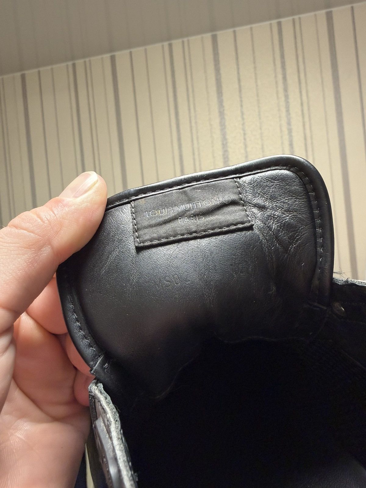 Louis Vuitton Louis Vuitton Run Away Sneaker Black Monogram Leather LV 10 Size US 11 / EU 44 - 25 Thumbnail