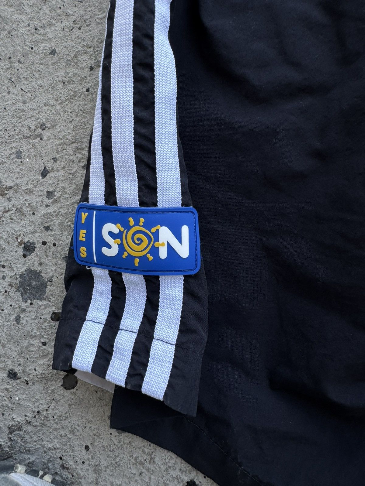 Adidas × Palace ADIDAS x PALACE SUNPAL SHORTS BLACK Size US 30 / EU 46 - 6 Thumbnail