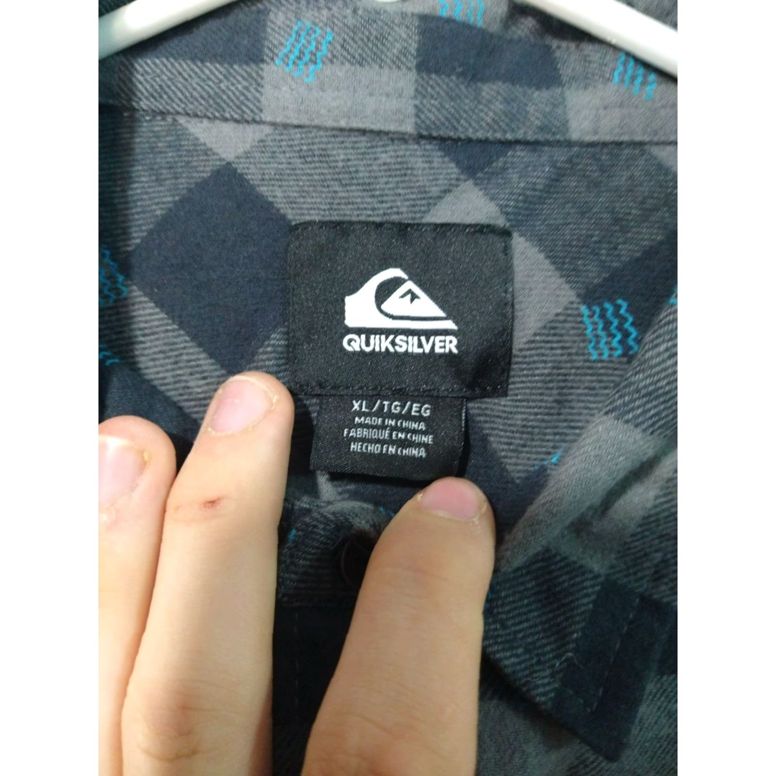 Quiksilver Quiksilver Shirt Mens XL Button-Up Long Sleeve Plaid Flannel Gray Black Cotton Polyester Shirt Size US XL / EU 56 / 4 - 6 Thumbnail