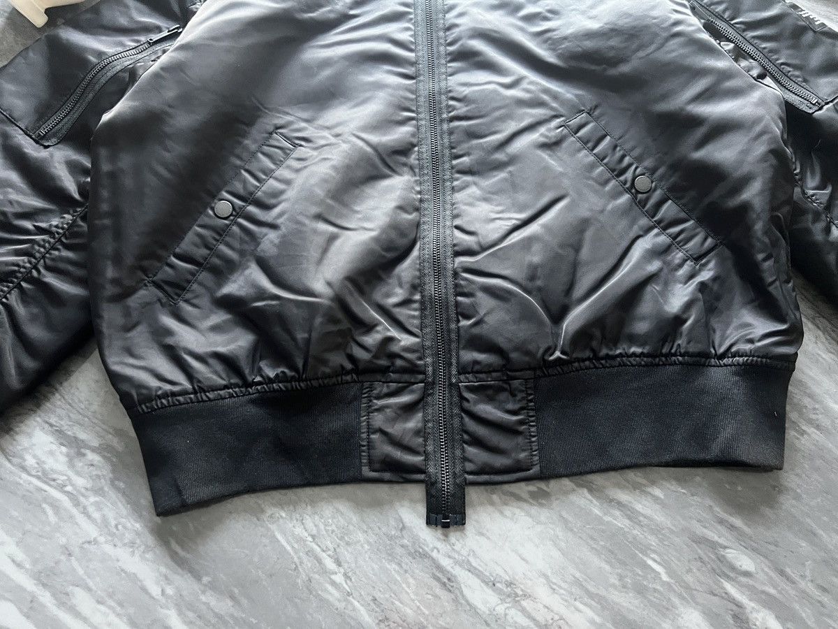 GU × Undercover Undercover x GU : Bomber Jacket Freedom Noise Size US M / EU 48-50 / 2 - 7 Thumbnail