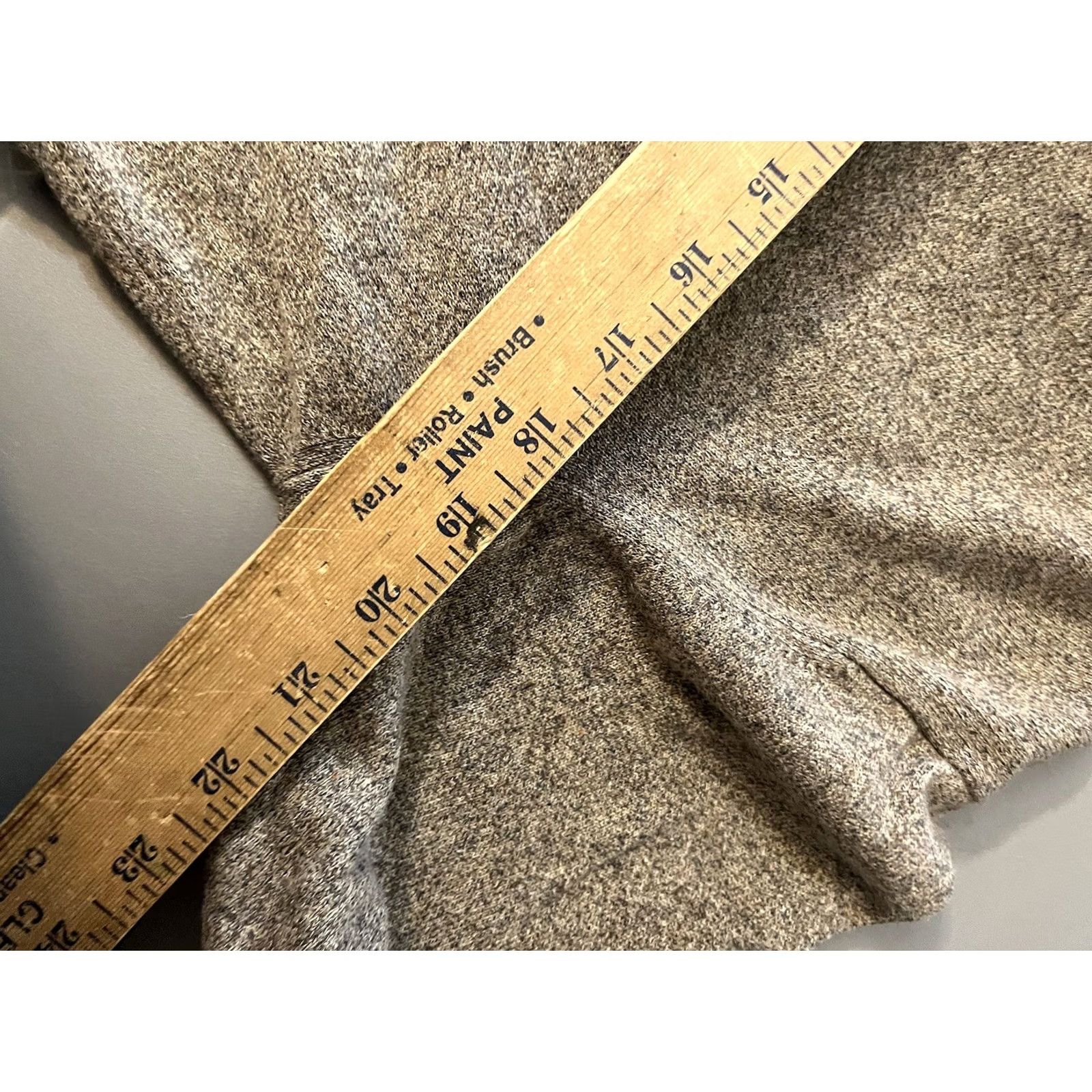 Talbots Talbots T-Shirt Size Large Heather Brown Solid Long Sleeve Round Tee Size L / US 10 / IT 46 - 5 Thumbnail