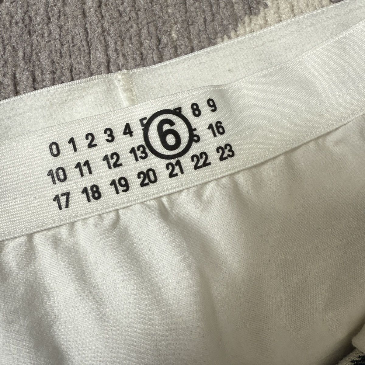 MM6 MM6 baggy boxer jeans Size US 27 - 3 Thumbnail