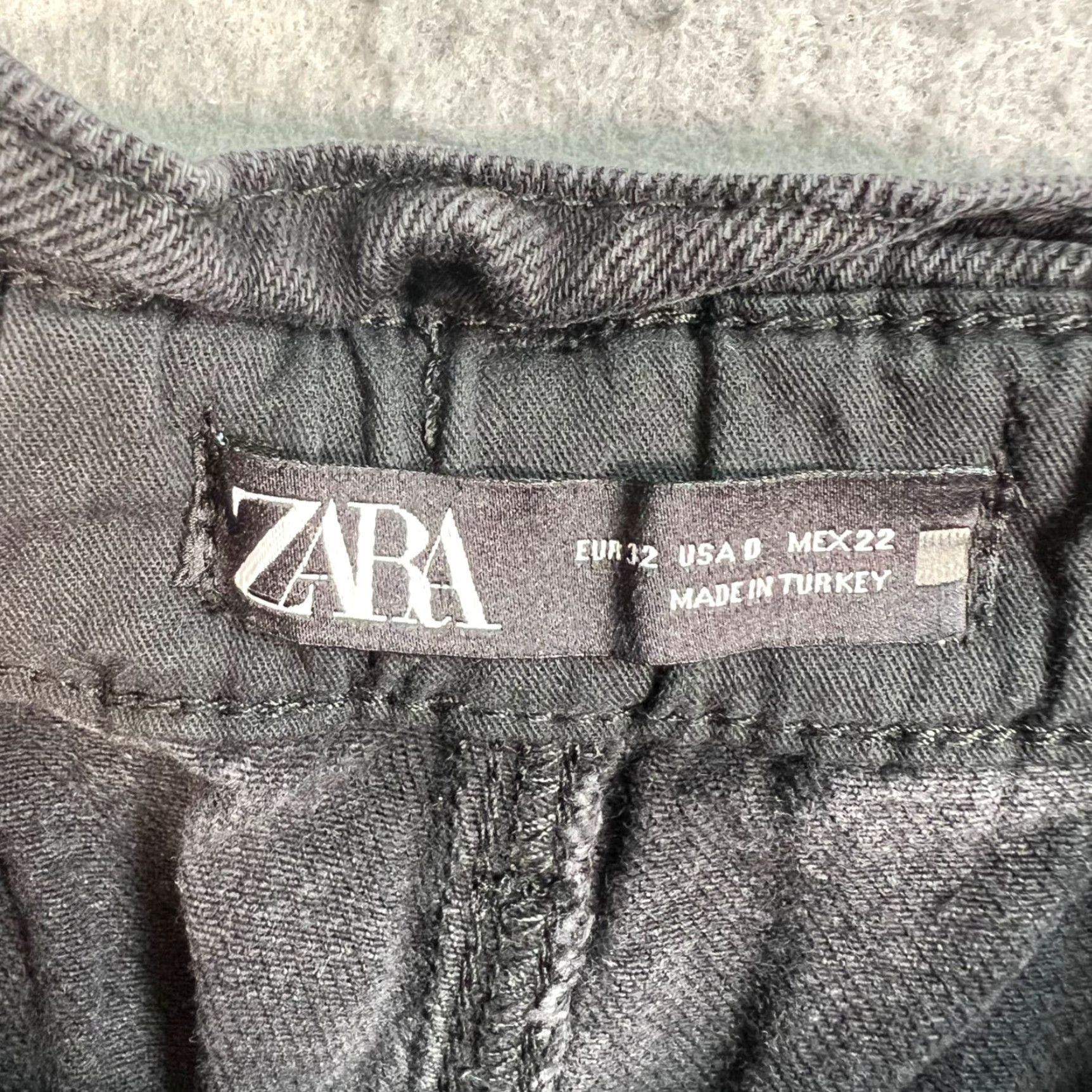 Zara Zara Womens Size 0 Black Paperbag High-Waist Tapered Jeans Cotton Denim Size 25" / US 0 / IT 36 - 3 Thumbnail