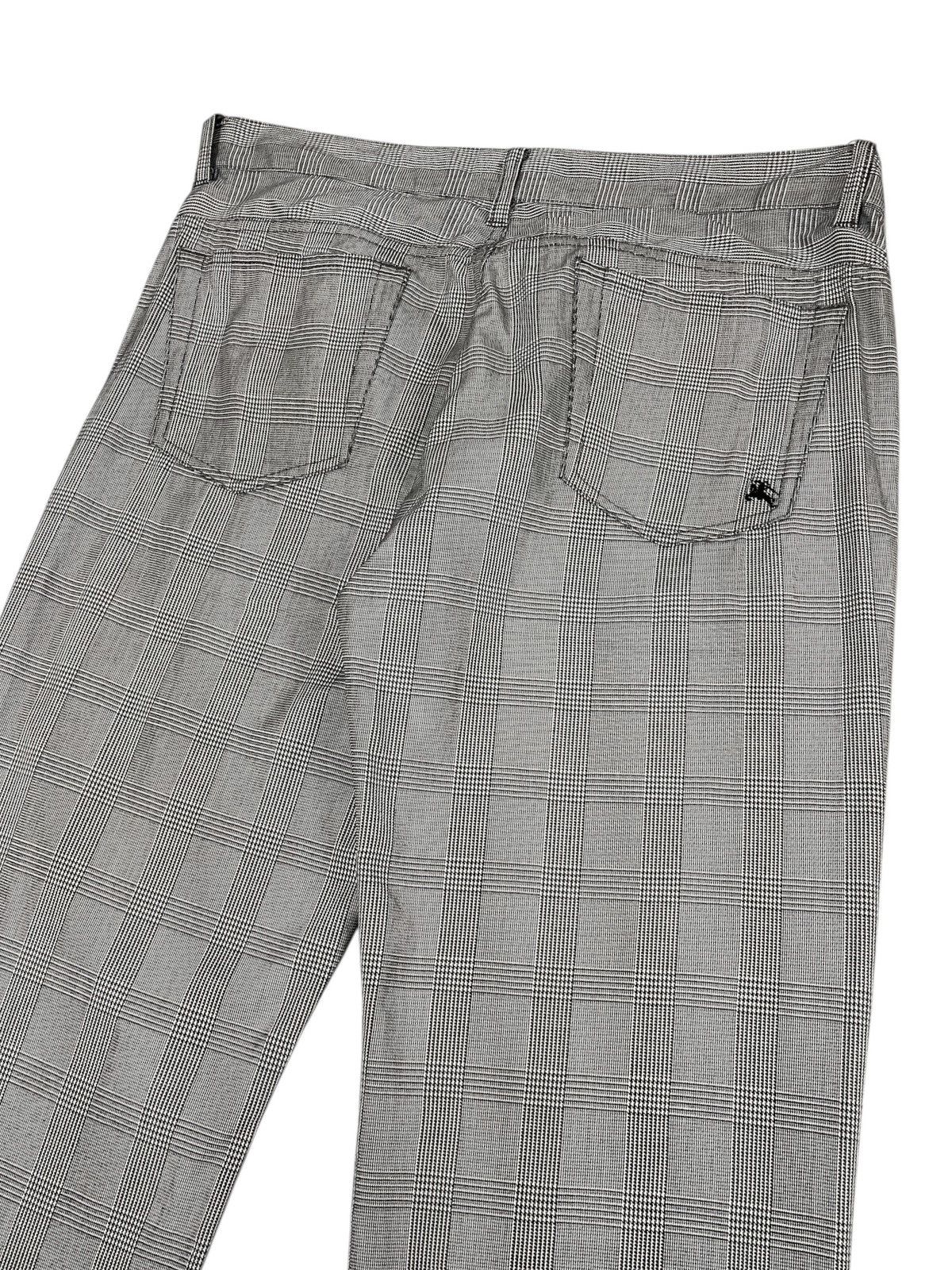 Burberry Vintage Burberry Black Label Plaid Pants Size US 32 / EU 48 - 1 Thumbnail