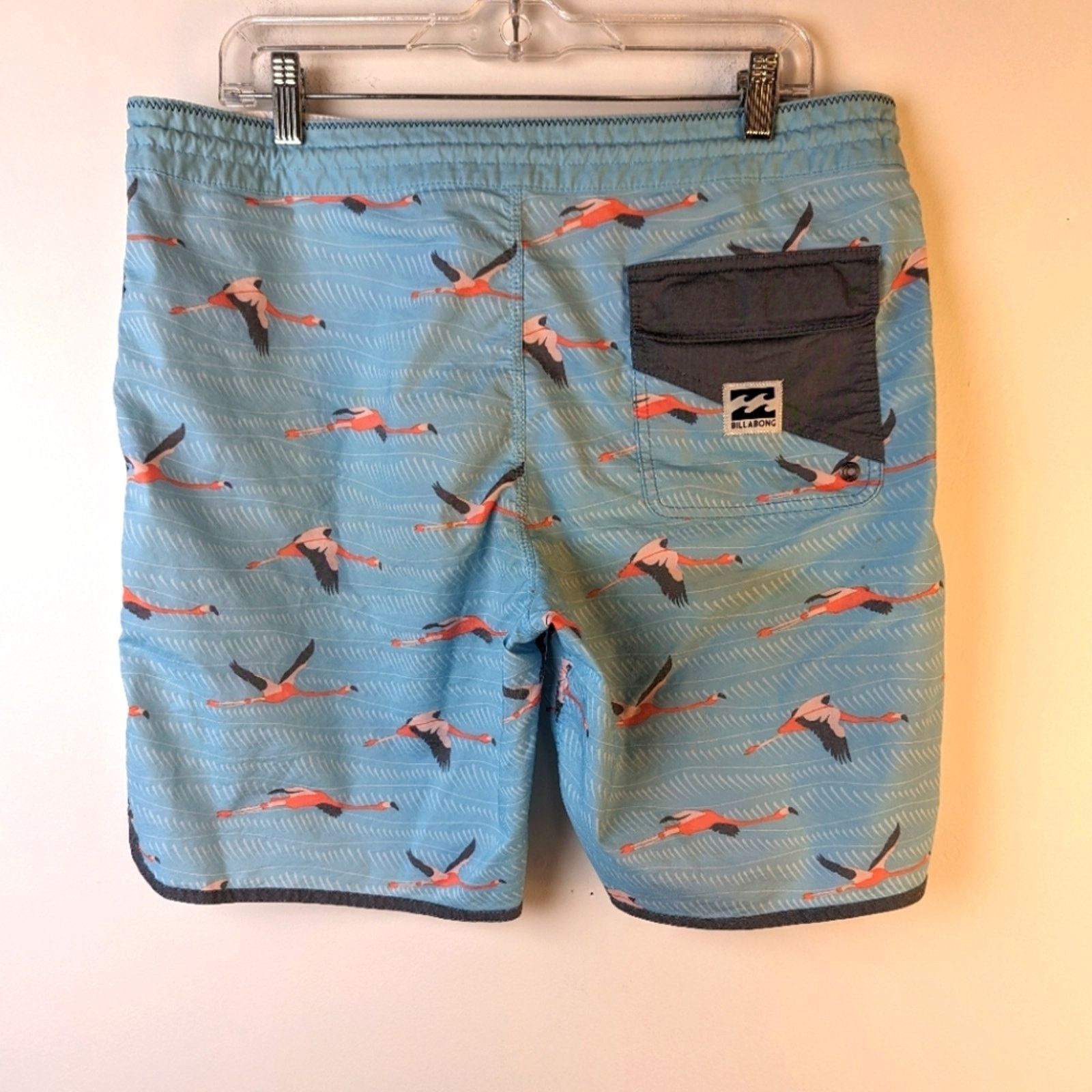 Billabong Billabong Lowtide Flamingo Board Shorts / 36 Size US 36 / EU 52 - 2 Thumbnail