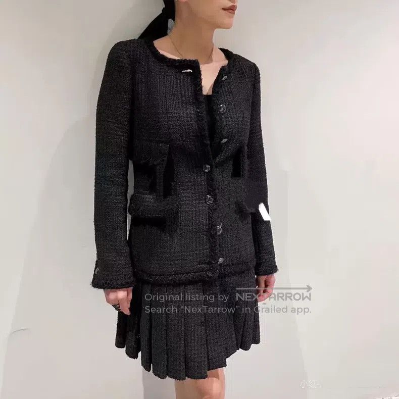 Chanel Chanel Classic four-pocket jacket Size XS / US 0-2 / IT 36-38 - 9 Thumbnail