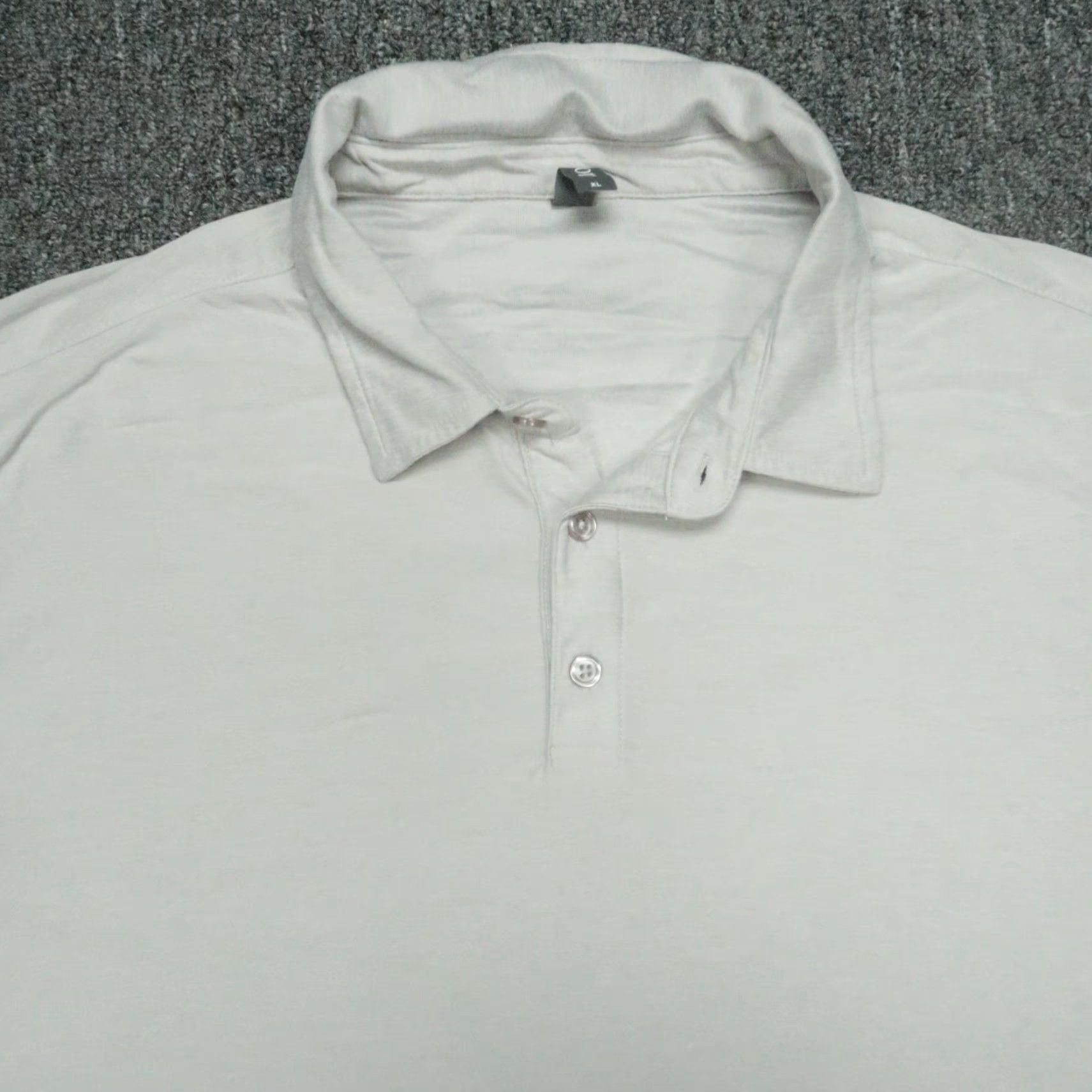 Vuori Vuori Shirt Mens Extra Large Gray Strato Tech Short Sleeve Polo Lightweight V188 Size US XL / EU 56 / 4 - 2 Thumbnail