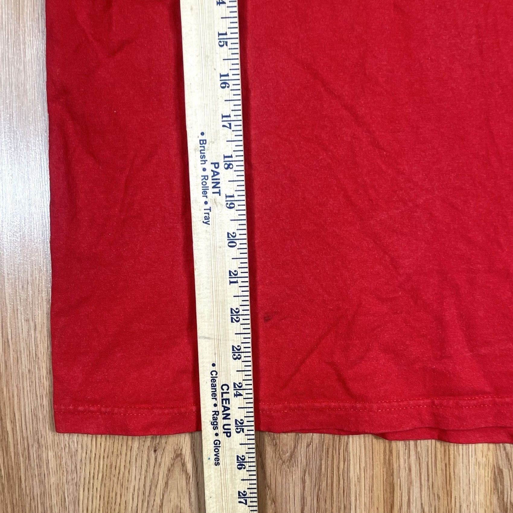 Delta Delta Pro Weight T-Shirt Mens S Small Red Daisies Short Sleeve Cotton Graphics Size US S / EU 44-46 / 1 - 4 Thumbnail