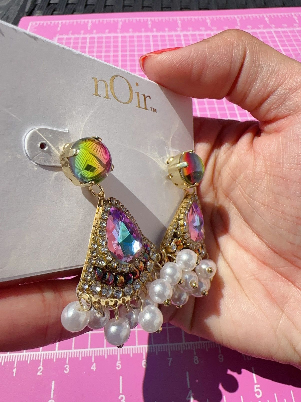 Designer Noir gold tone tear drop colorful reflective triangle pearls Size ONE SIZE - 4 Thumbnail