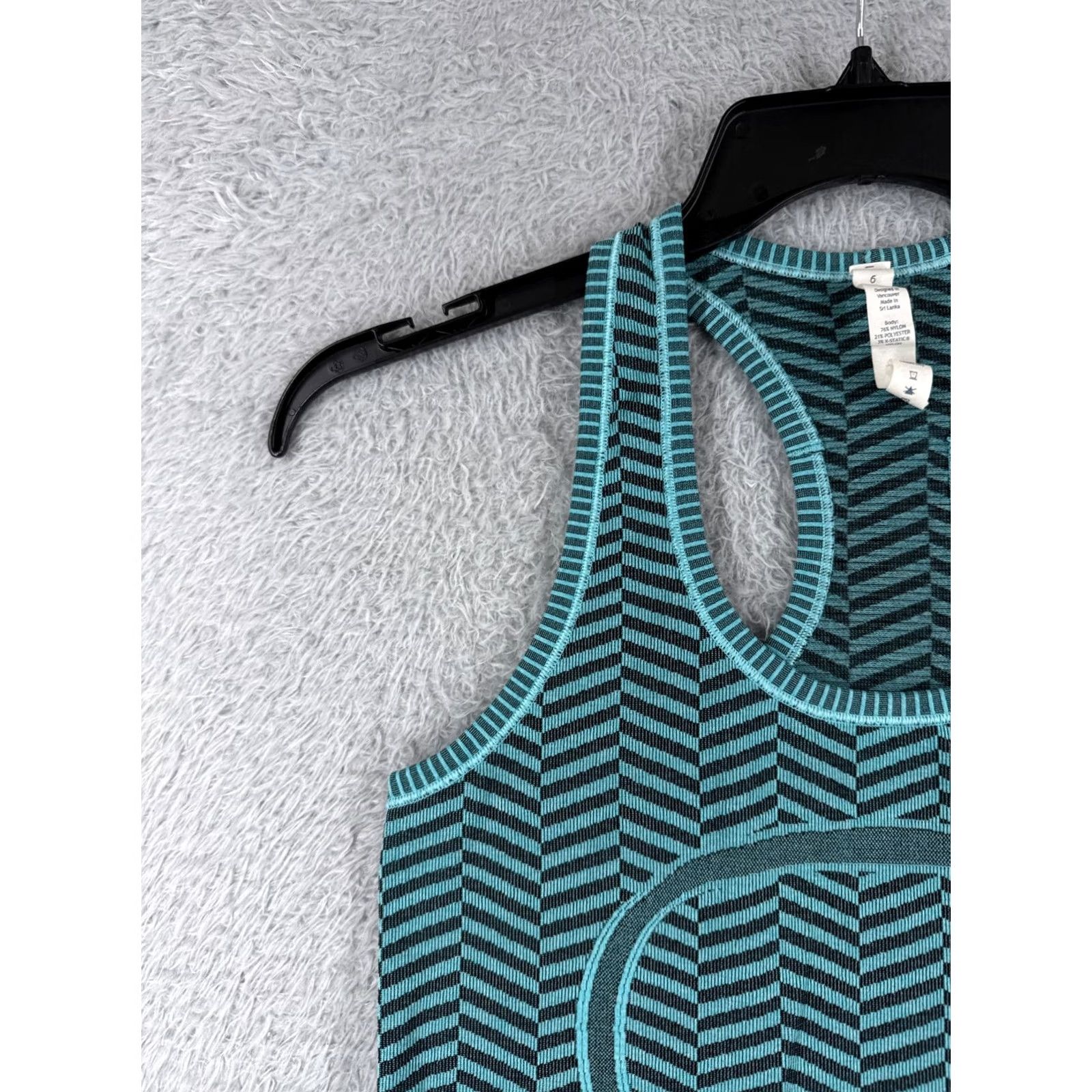 Lululemon Lululemon Shirt Women 6 Teal Black Chevron Swiftly Tech Tank Running Gym Size M / US 6-8 / IT 42-44 - 3 Thumbnail