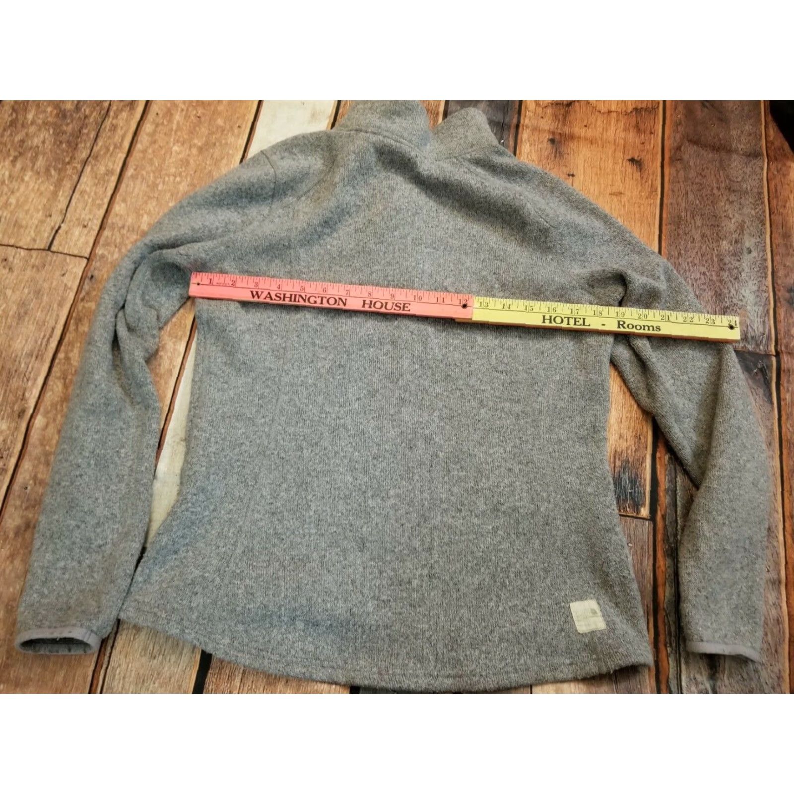 The North Face The North Face Shawl Cowl Neck Toggle Pullover Sweater Womens M Gray Size M / US 6-8 / IT 42-44 - 2 Thumbnail
