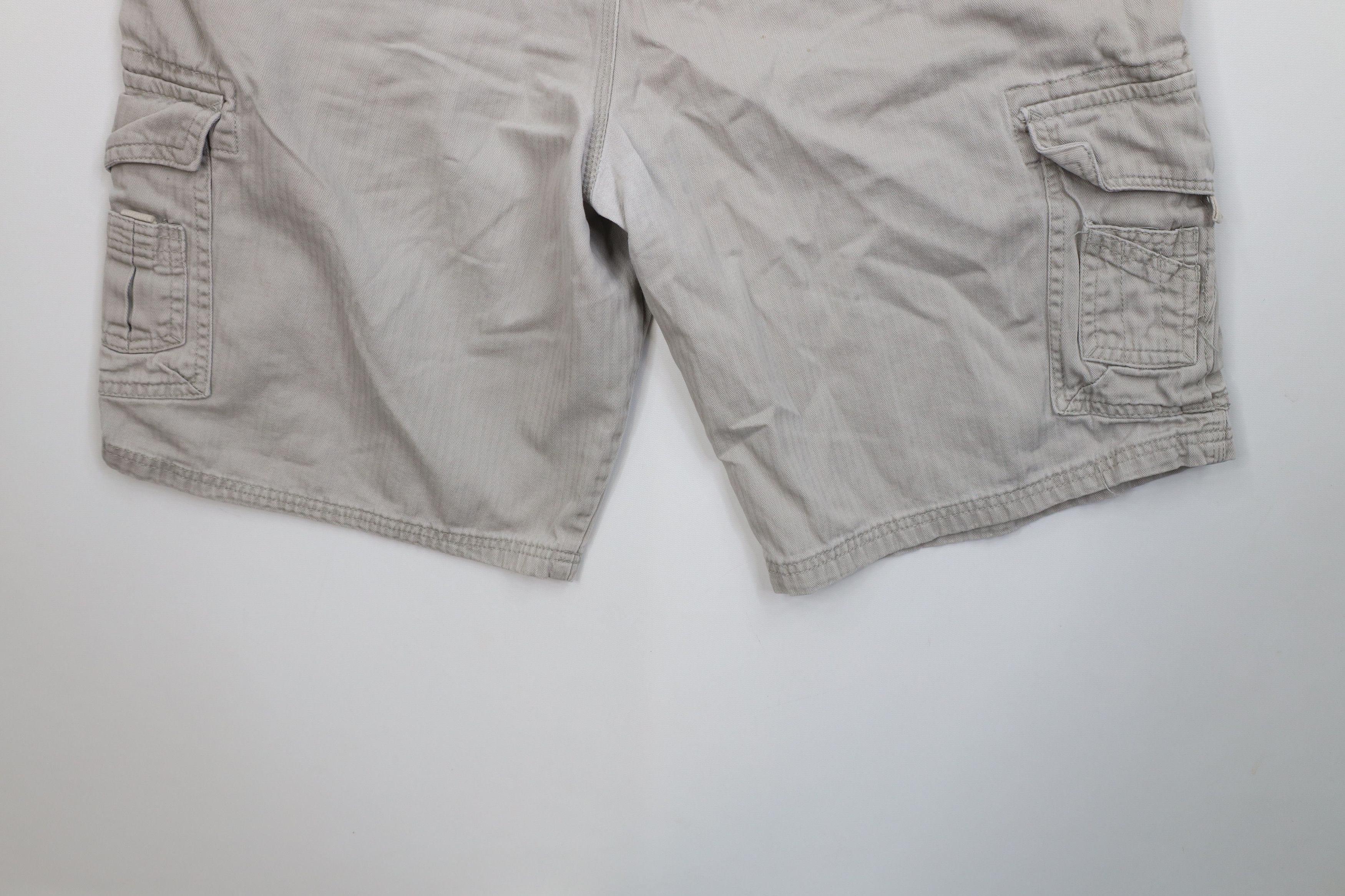 No Fear Vintage 90s Y2K No Fear Herringbone Baggy Cargo Shorts Gray Size US 38 / EU 54 - 13 Thumbnail