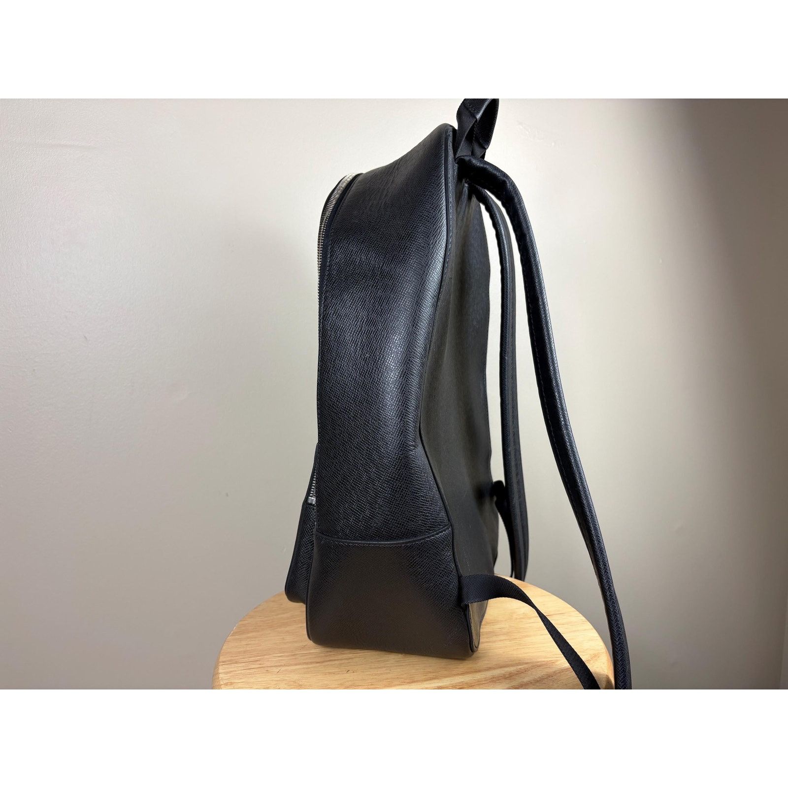 Louis Vuitton Authentic Louis Vuitton Taiga Leather Alex Black Backpack Size ONE SIZE - 5 Thumbnail