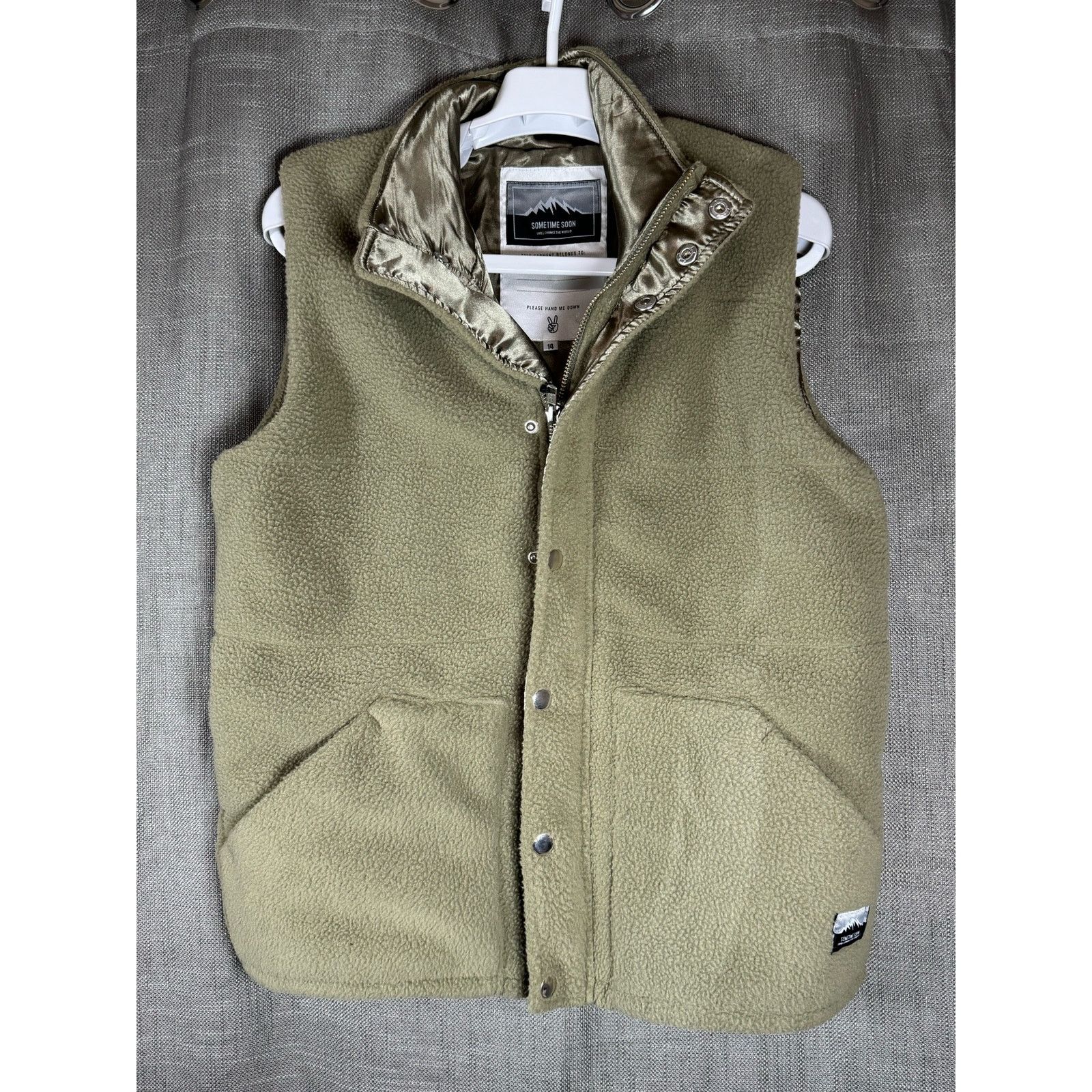 Other Sometime Soon Hybrid Vest Outerwear for Kids Size 14Y - NWT Size US L / EU 52-54 / 3 - 3 Thumbnail