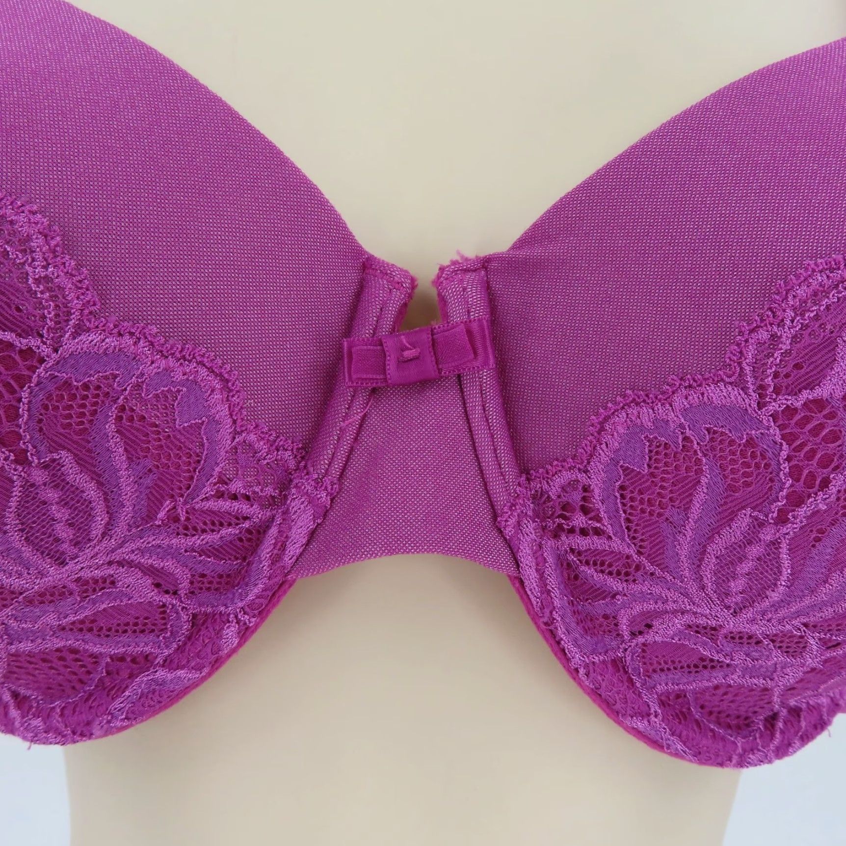 Vintage Bali Bra 38C Purple Floral Lace Desire Foam Underwire Padded Bow Womens Size ONE SIZE - 3 Thumbnail