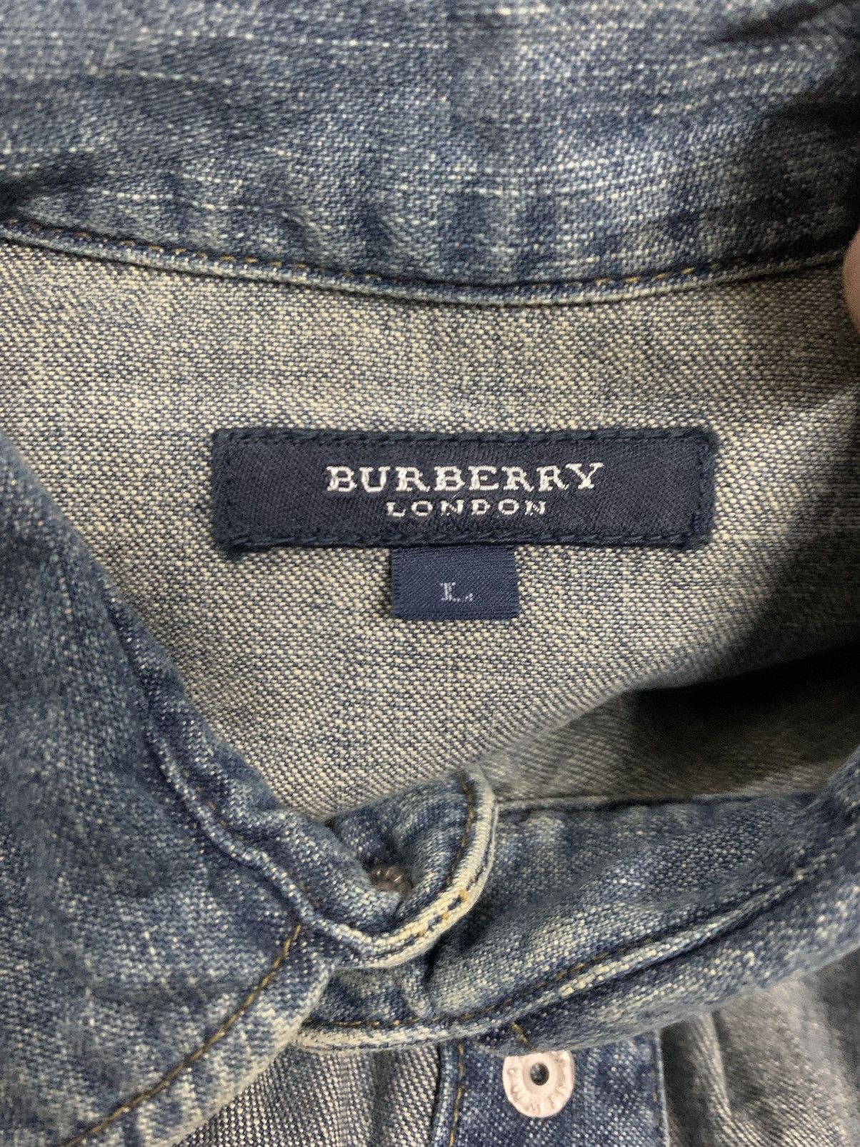 Burberry Burberry denim shirt button up Size US L / EU 52-54 / 3 - 6 Thumbnail