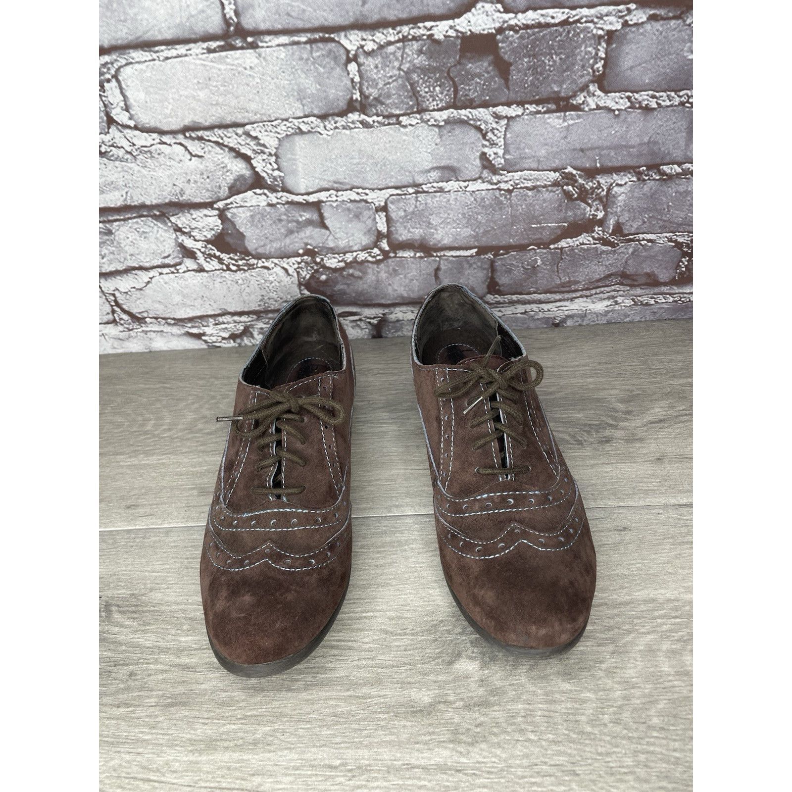Born Born BOC Suzette Wingtips Shoes Brown Suede Blue Stitching O Size US 8.5 / IT 38.5 - 12 Thumbnail