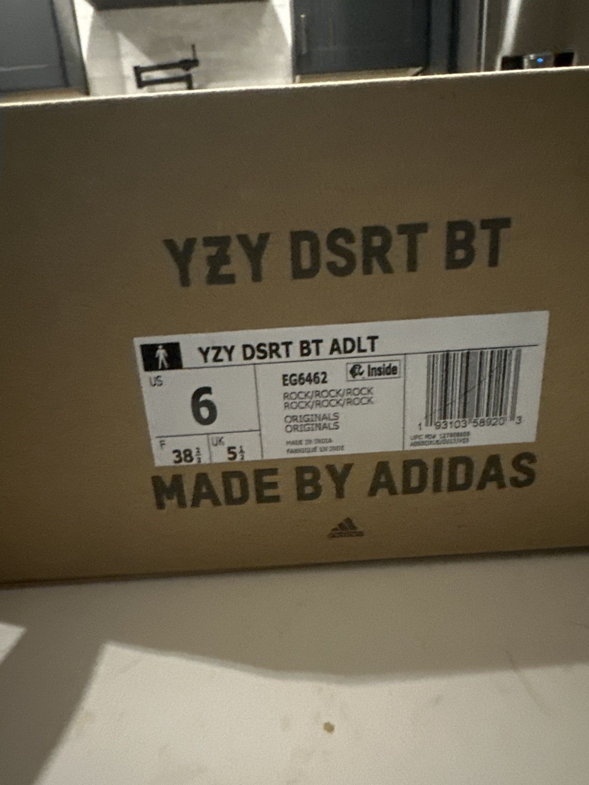 Yeezy Yeezy BOOT DESERT Size US 6 / EU 39 - 2 Thumbnail