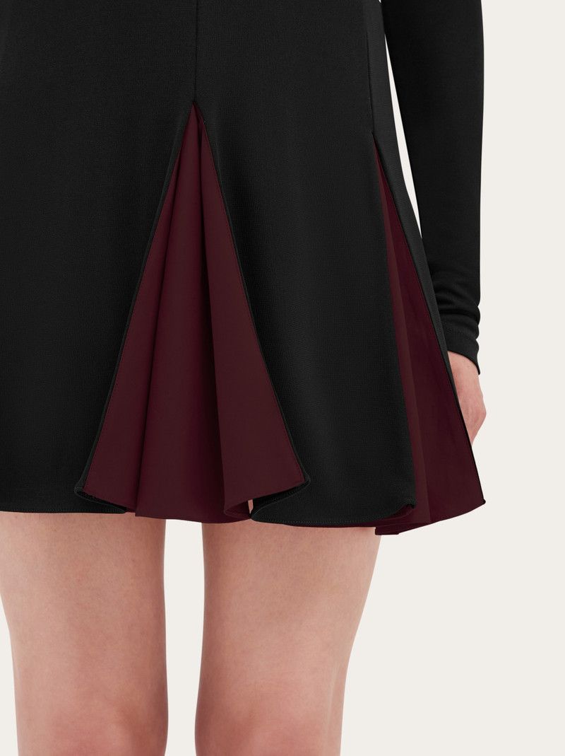 Salvatore Ferragamo o1s1rm0426 Ribbed Skater Dress in Black Size M / US 6-8 / IT 42-44 - 4 Thumbnail