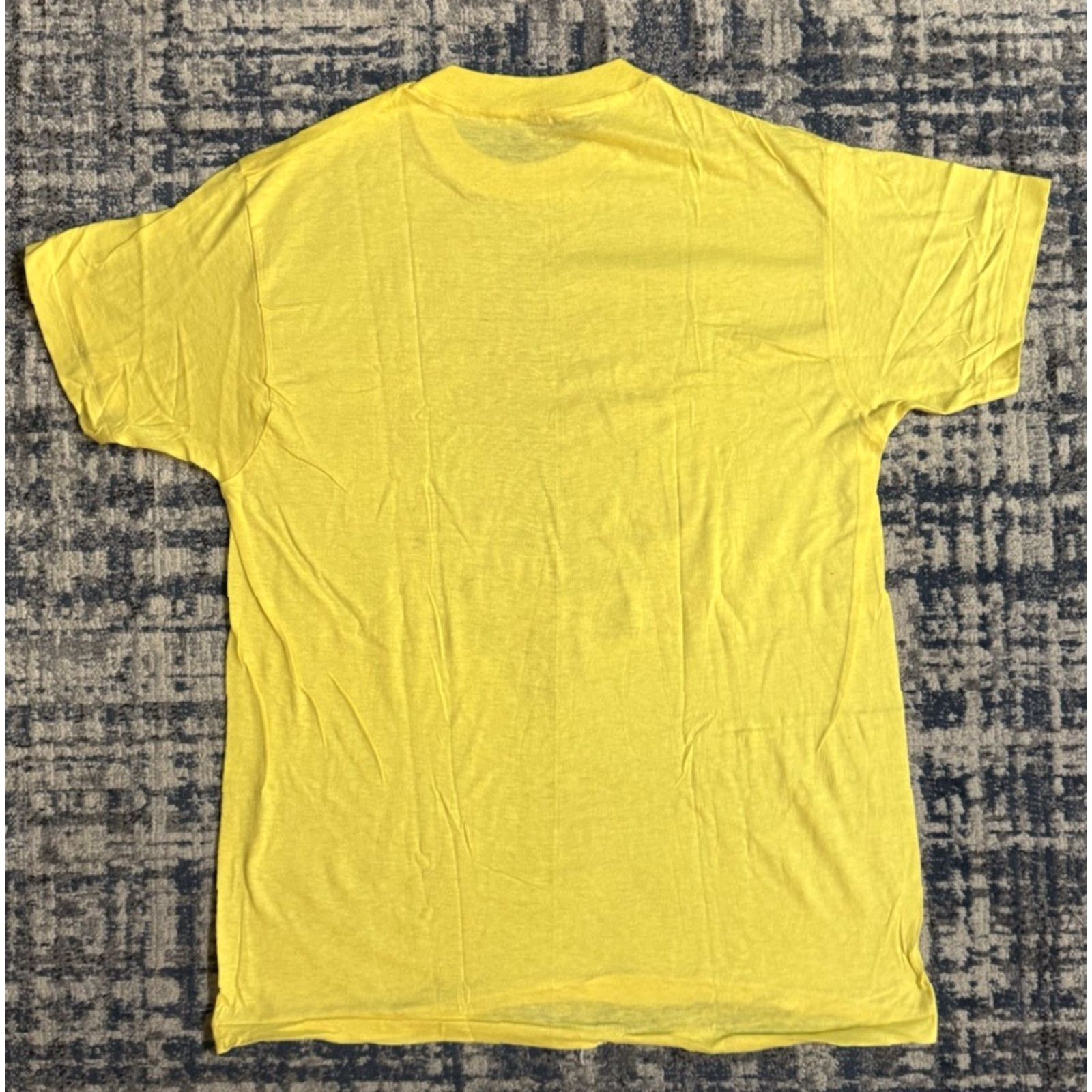 Hanes VINTAGE Hanes Camel Lights T-Shirt 1980s Deadstock W/ Bag Yellow L Men Short Sleeve Crew Neck 80s Advertising Racing Cars Motorcycle Sunmer Size US L / EU 52-54 / 3 - 7 Thumbnail