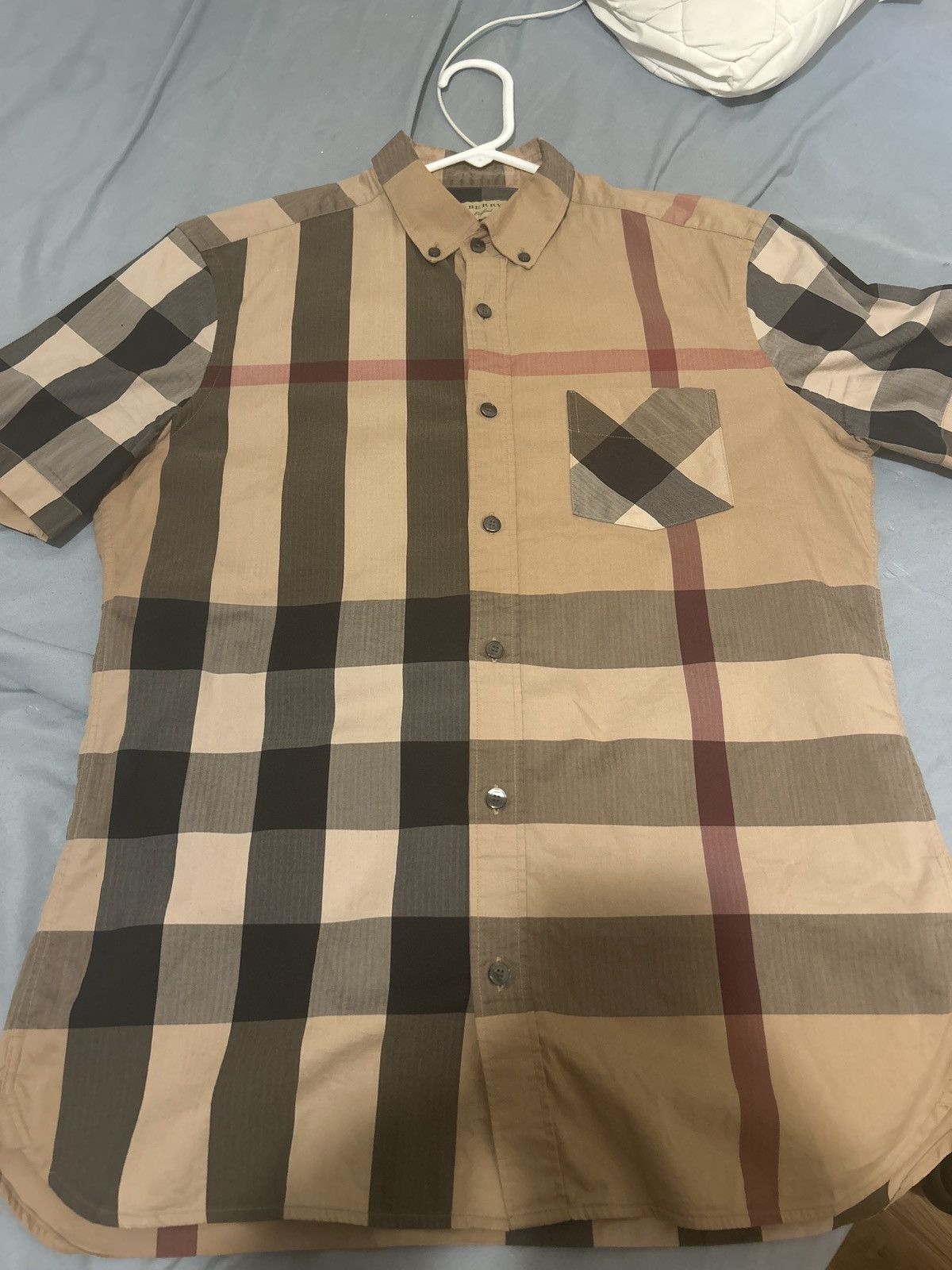 Burberry Burberry Classic Plaid Shortsleeved Button Up Size US M / EU 48-50 / 2 - 1 Thumbnail