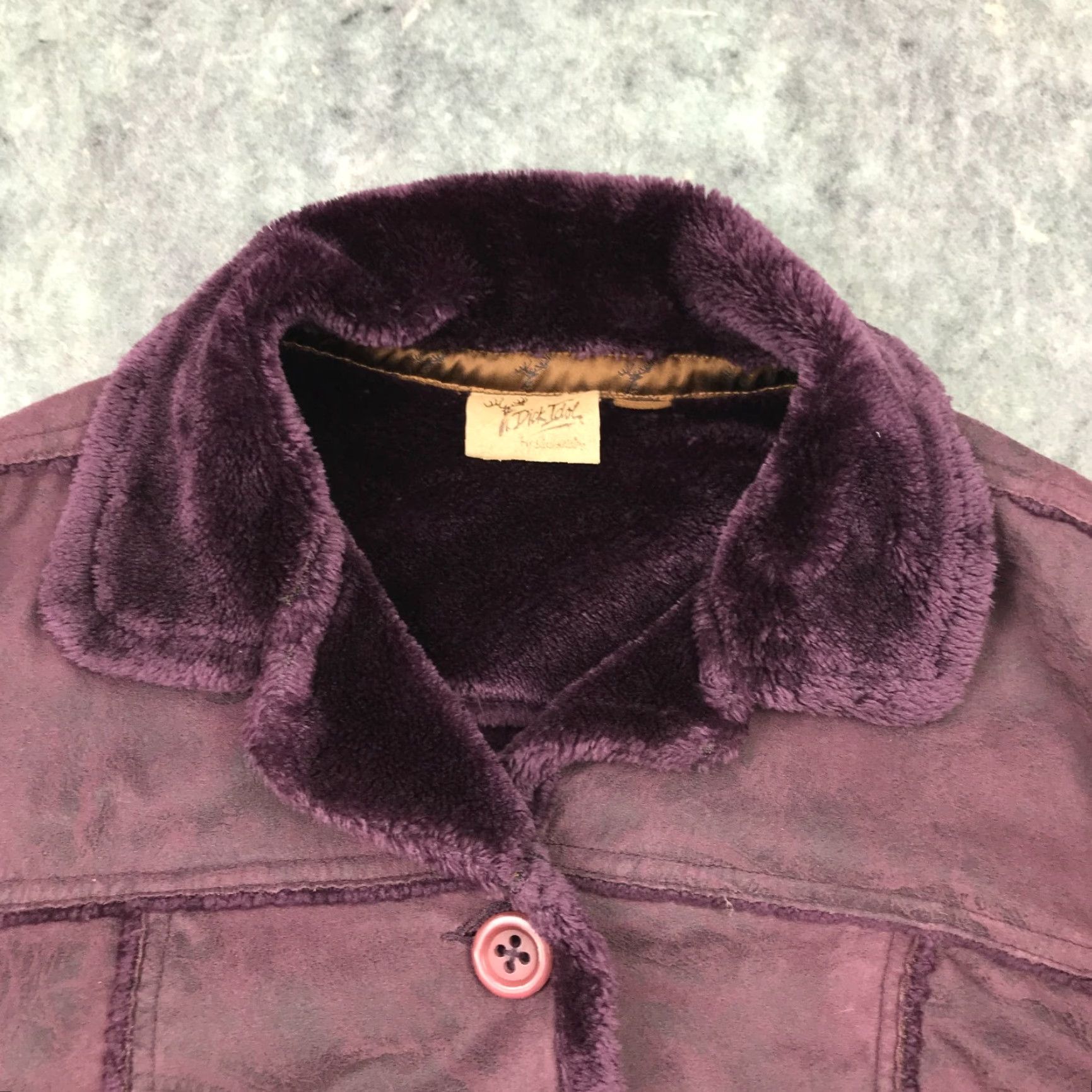 Vintage Cabela's Dick Idol Womens Jacket Medium Maroon Faux Suede Faux Fur Lining Paisley Pattern Button Up Casual Jacket Womens M Purple/Maroon Size M / US 6-8 / IT 42-44 - 4 Thumbnail