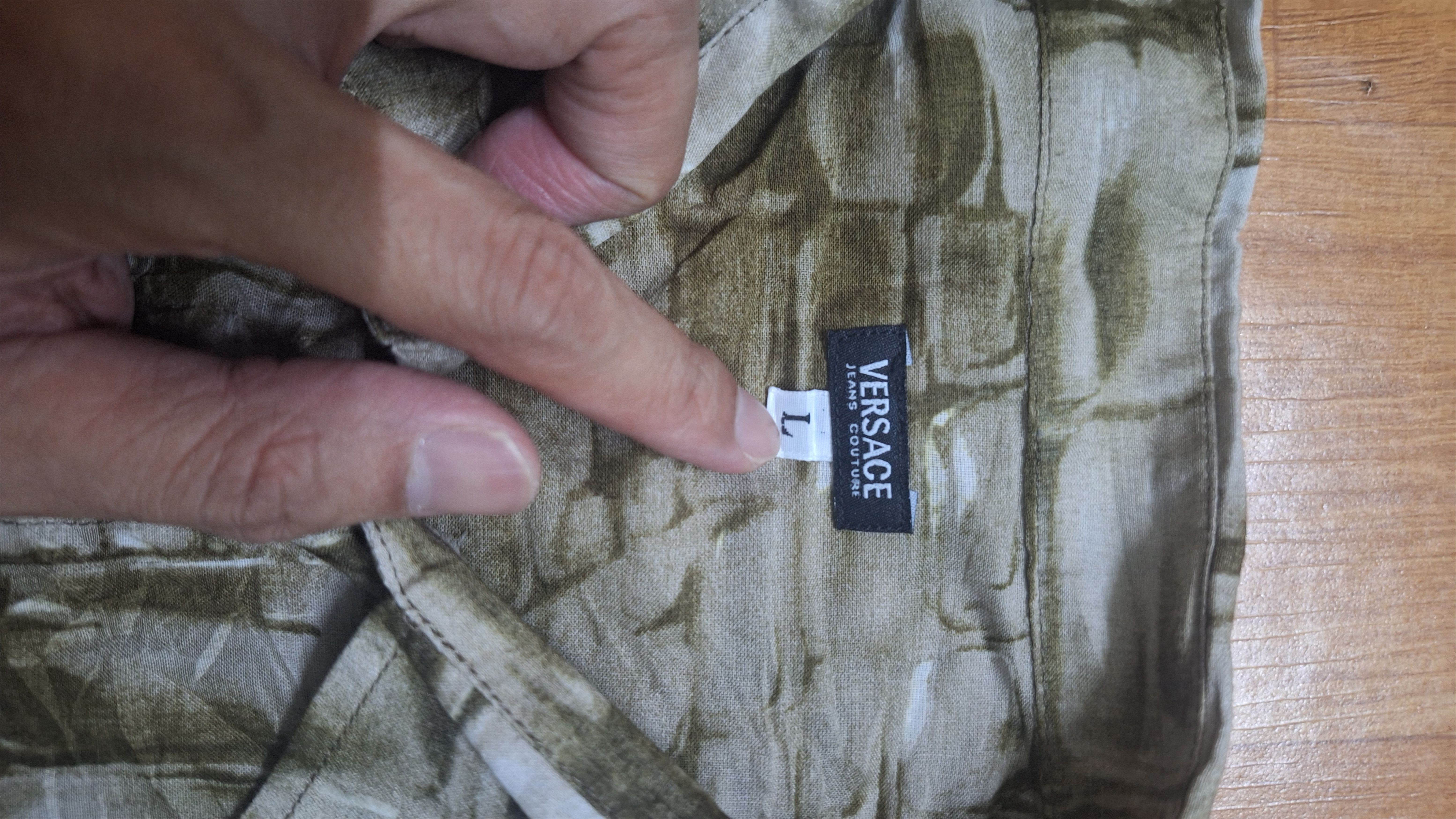 Kith × Versace Vintage Versace shirt button ups Crocodile Skin design Size US L / EU 52-54 / 3 - 5 Thumbnail
