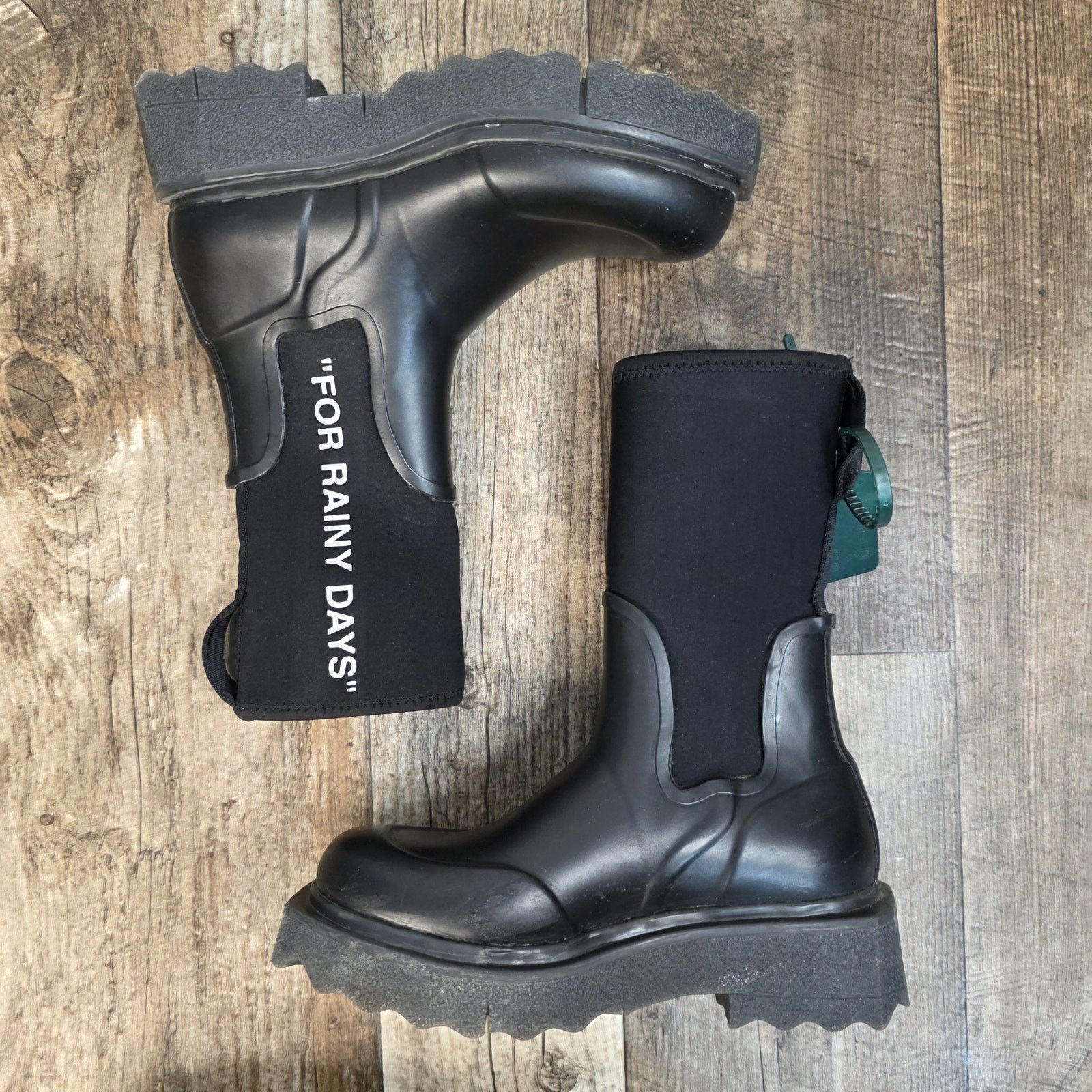 Off-White Off-White Sponge Rubber Rain Boot For the Rainy Days B Size US 6 / IT 36 - 6 Thumbnail
