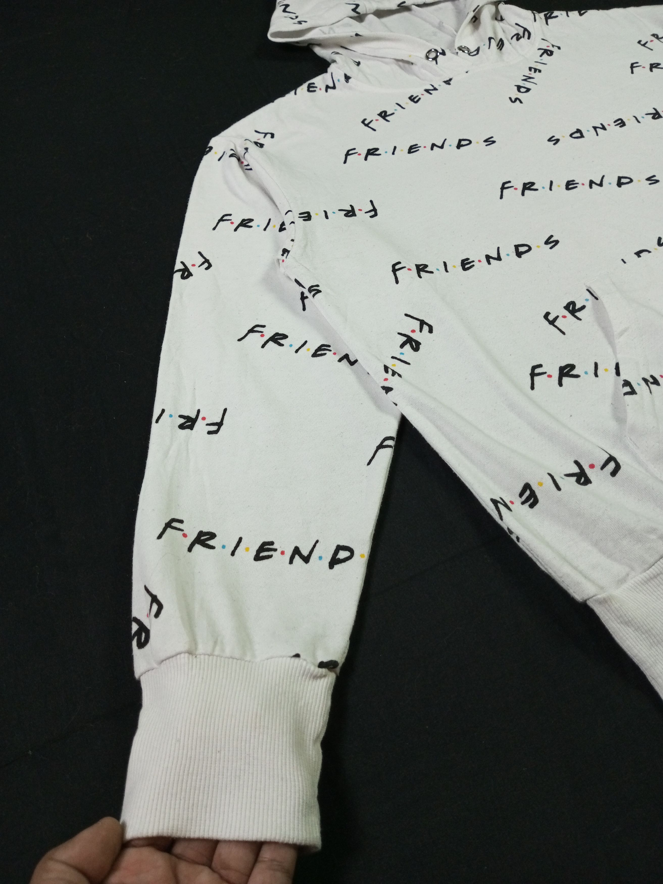 Vintage The Famous FRIENDS The Television Series Hoodie Size US M / EU 48-50 / 2 - 7 Thumbnail