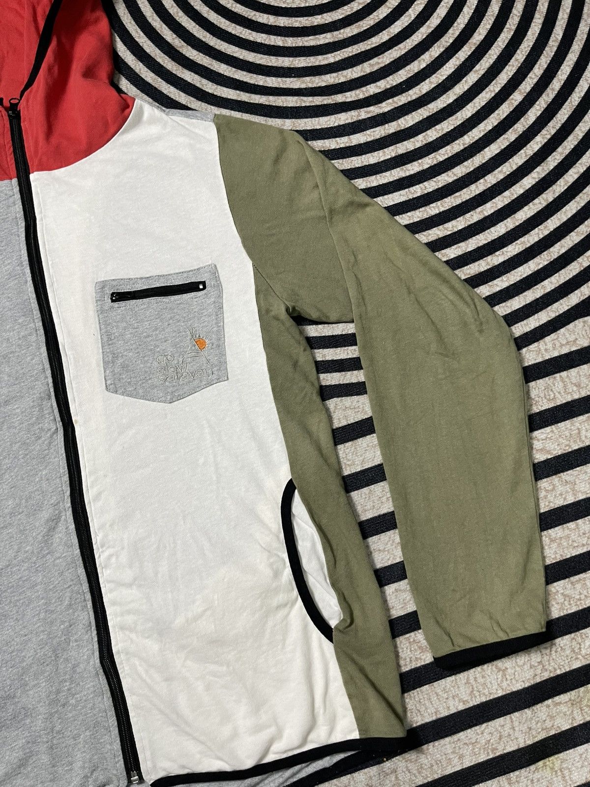 go slow caravan 2000s GO SLOW CARAVAN MULTI COLOUR ZIPPER HOODIE Size US M / EU 48-50 / 2 - 5 Thumbnail
