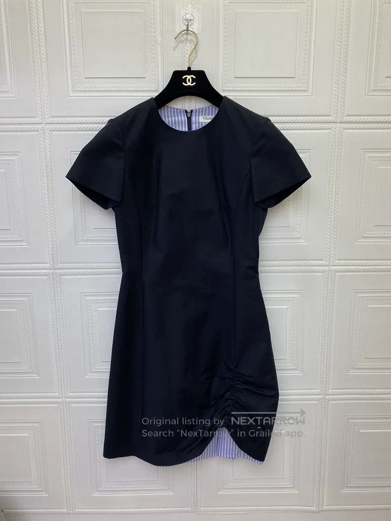 Dior Dior Irregular design sense dress Size XS / US 0-2 / IT 36-38 - 1 Thumbnail