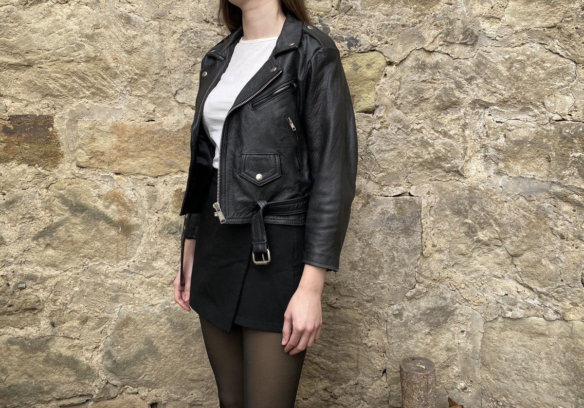 Vintage Vintage 90s Cropped Biker Leather Jacket Perfecto style Size S / US 4 / IT 40 - 2 Thumbnail