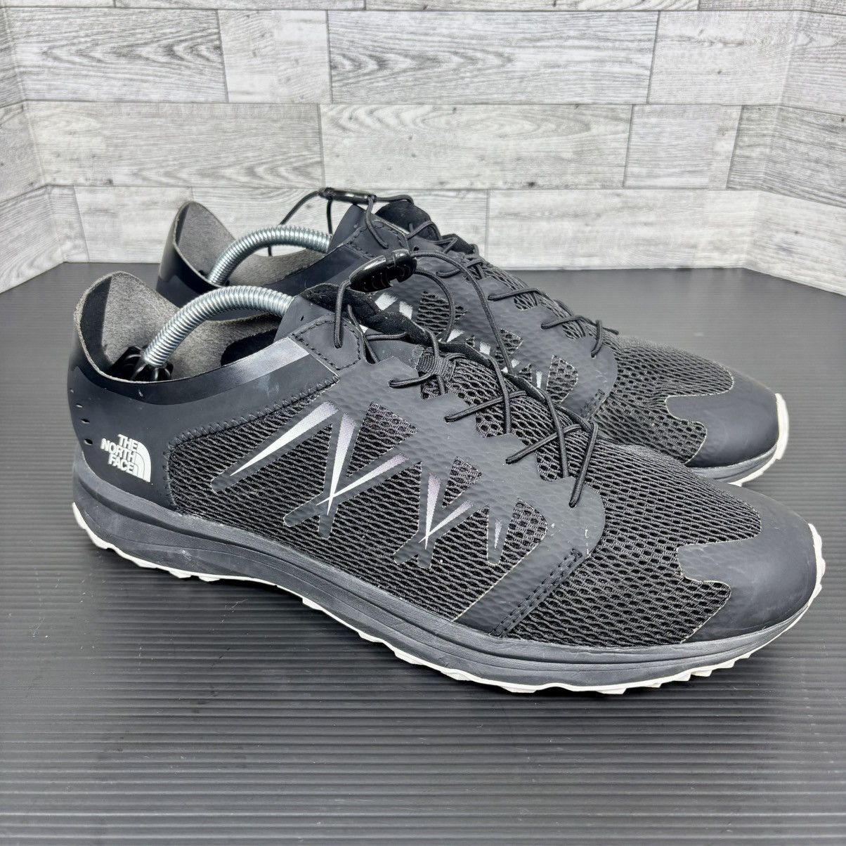 The North Face The North Face Men's sz 12 Litewave Flow Lace Running Shoes Size US 12 / EU 45 - 5 Thumbnail