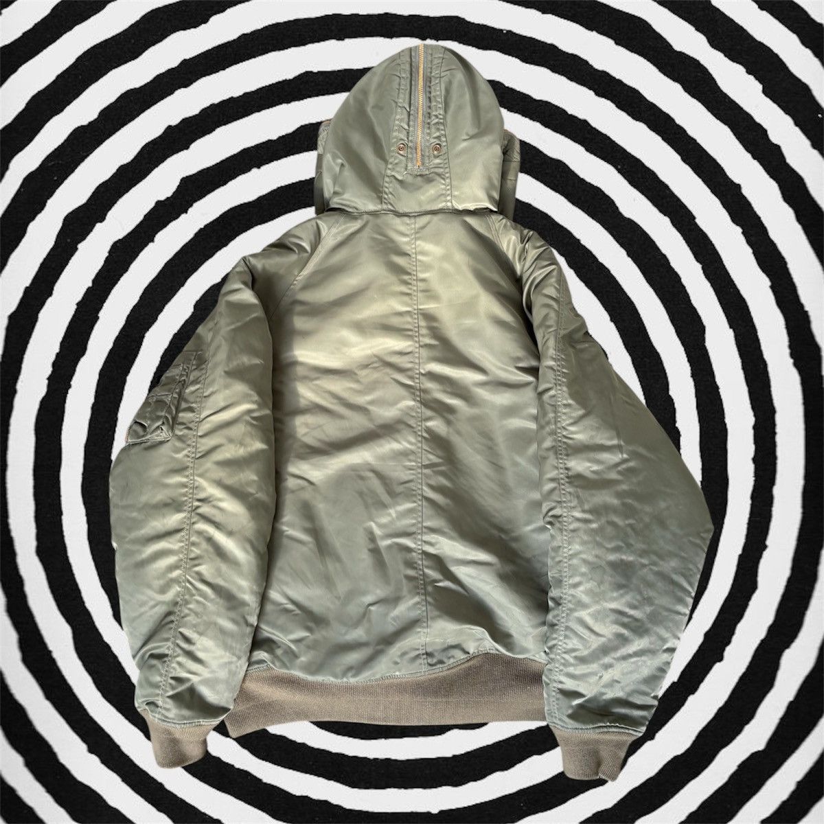 Doublet Doublet Petal Mouth Bomber Size US S / EU 44-46 / 1 - 4 Thumbnail
