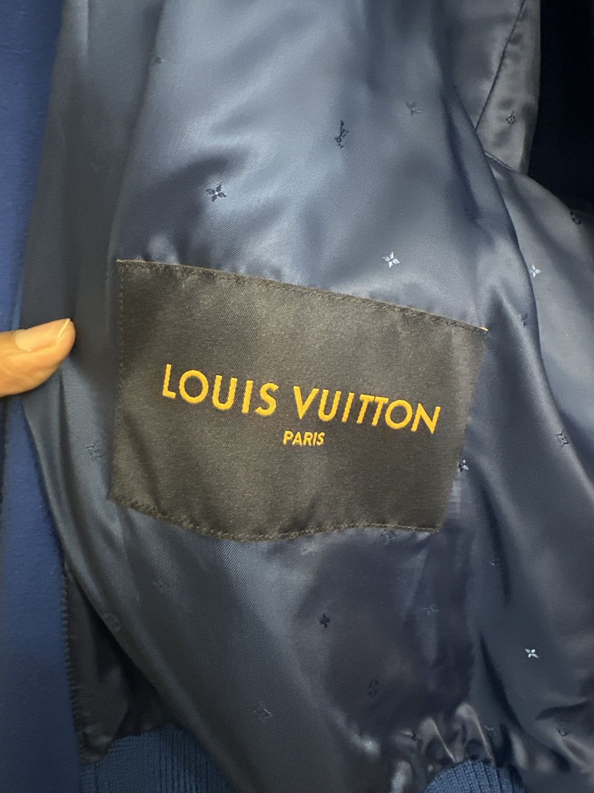 Louis Vuitton × Virgil Abloh Louis Vuitton Wizard of Oz Varsity Jacket Size US M / EU 48-50 / 2 - 9 Thumbnail