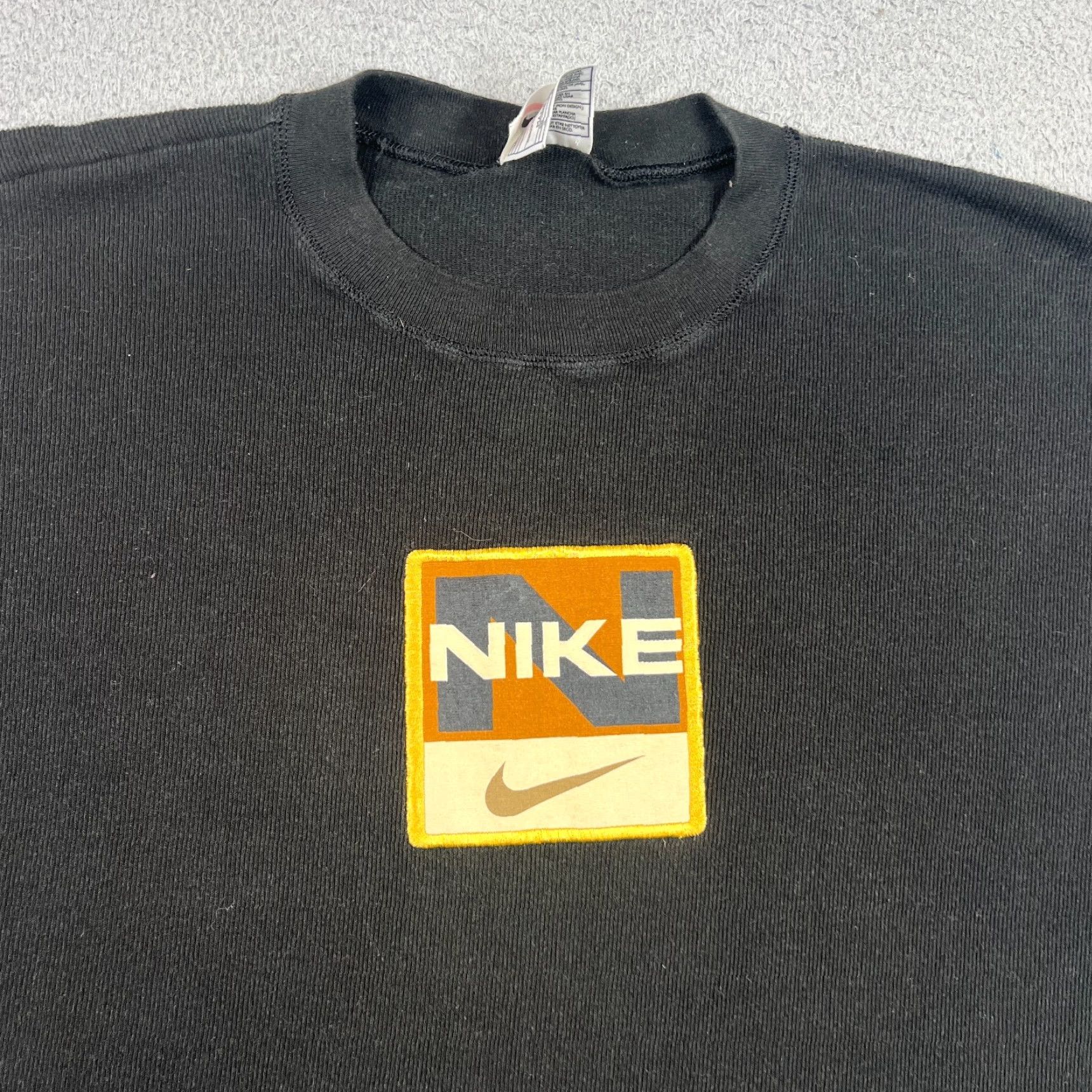Nike VINTAGE Nike Shirt XL Black Heavy Knit 90s Swoosh Tee Mens Size US XL / EU 56 / 4 - 2 Thumbnail