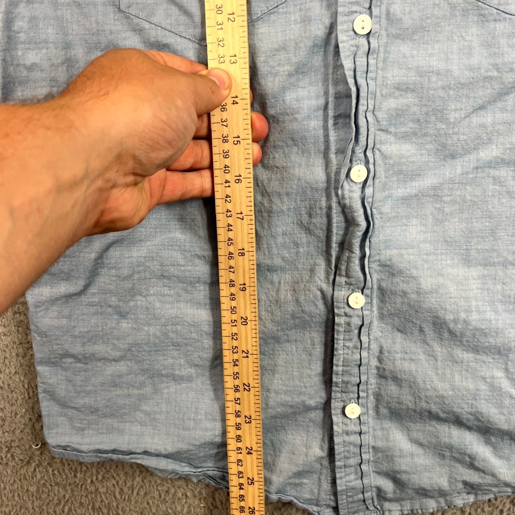 Levi's VINTAGE LEVI'S Shirt Mens Small Blue Chambray Red Tab Button Up Collared Size US S / EU 44-46 / 1 - 6 Thumbnail