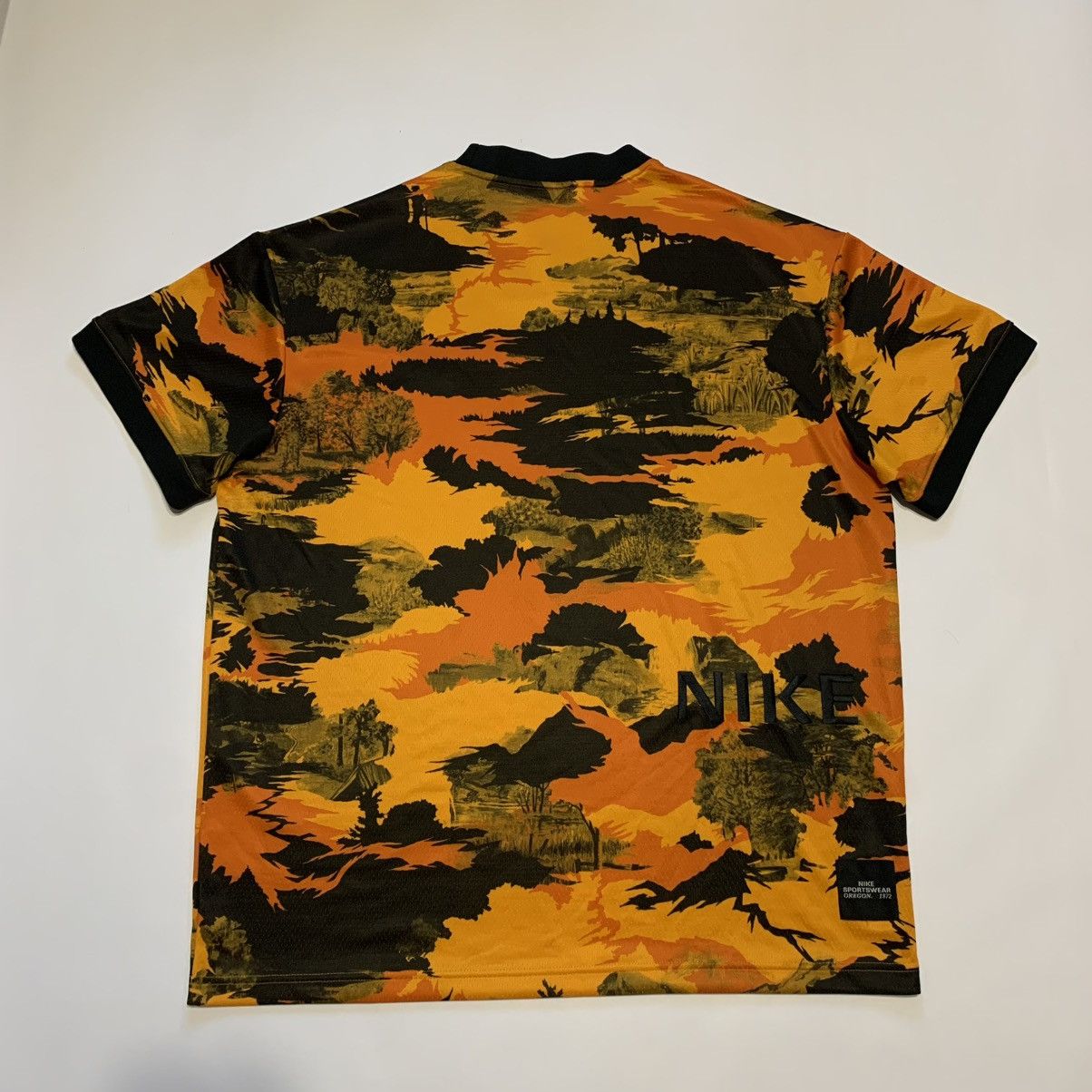 Nike Nike NSW Hike Tee Size US L / EU 52-54 / 3 - 2 Thumbnail