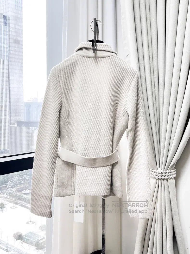 Loro Piana Loro Piana Off-white twill cashmere knit cardigan suit wit Size XS / US 0-2 / IT 36-38 - 3 Thumbnail